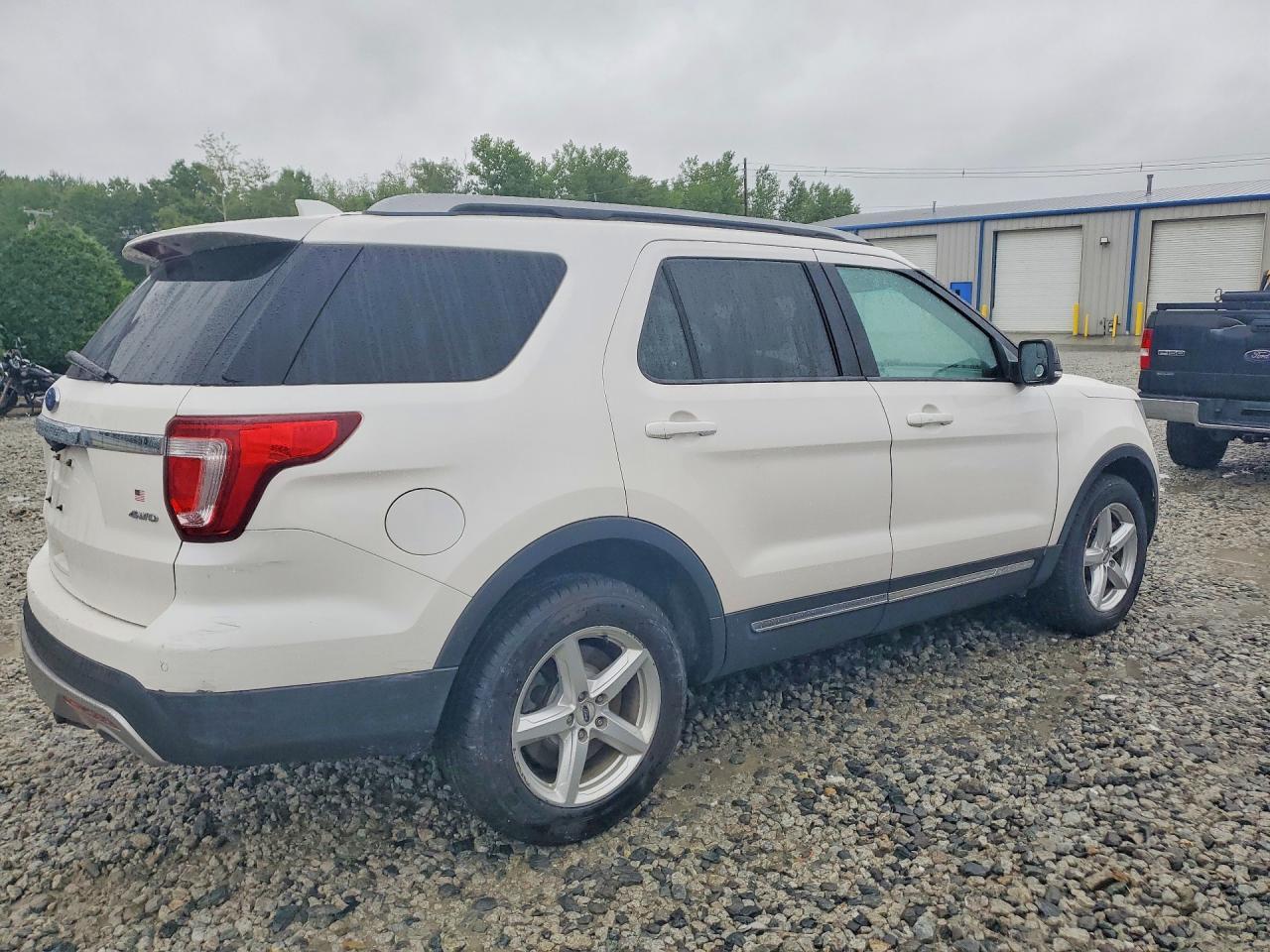 2016 Ford Explorer, Xlt