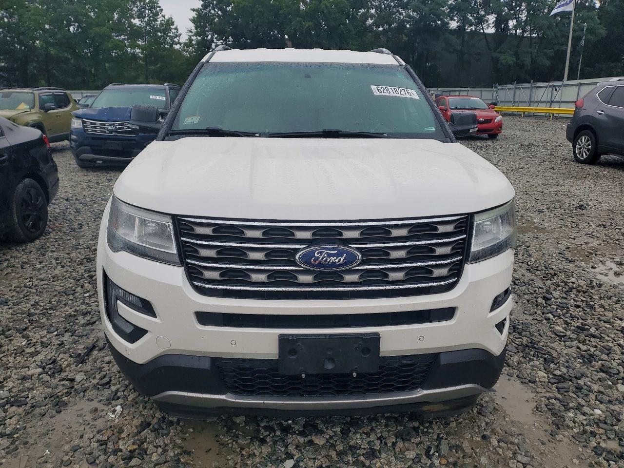 2016 Ford Explorer, Xlt