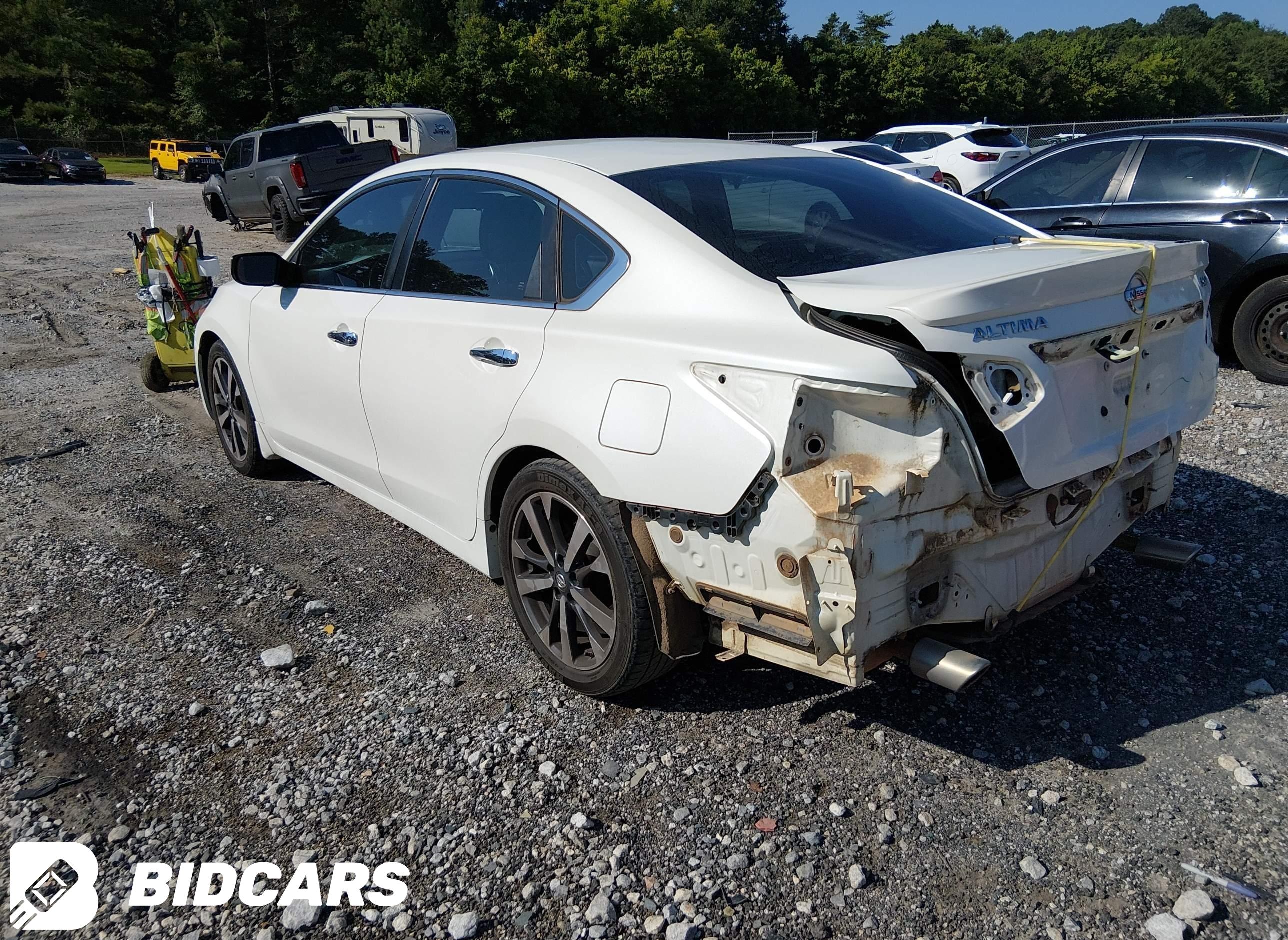2017 Nissan Altima, 2.5 SR