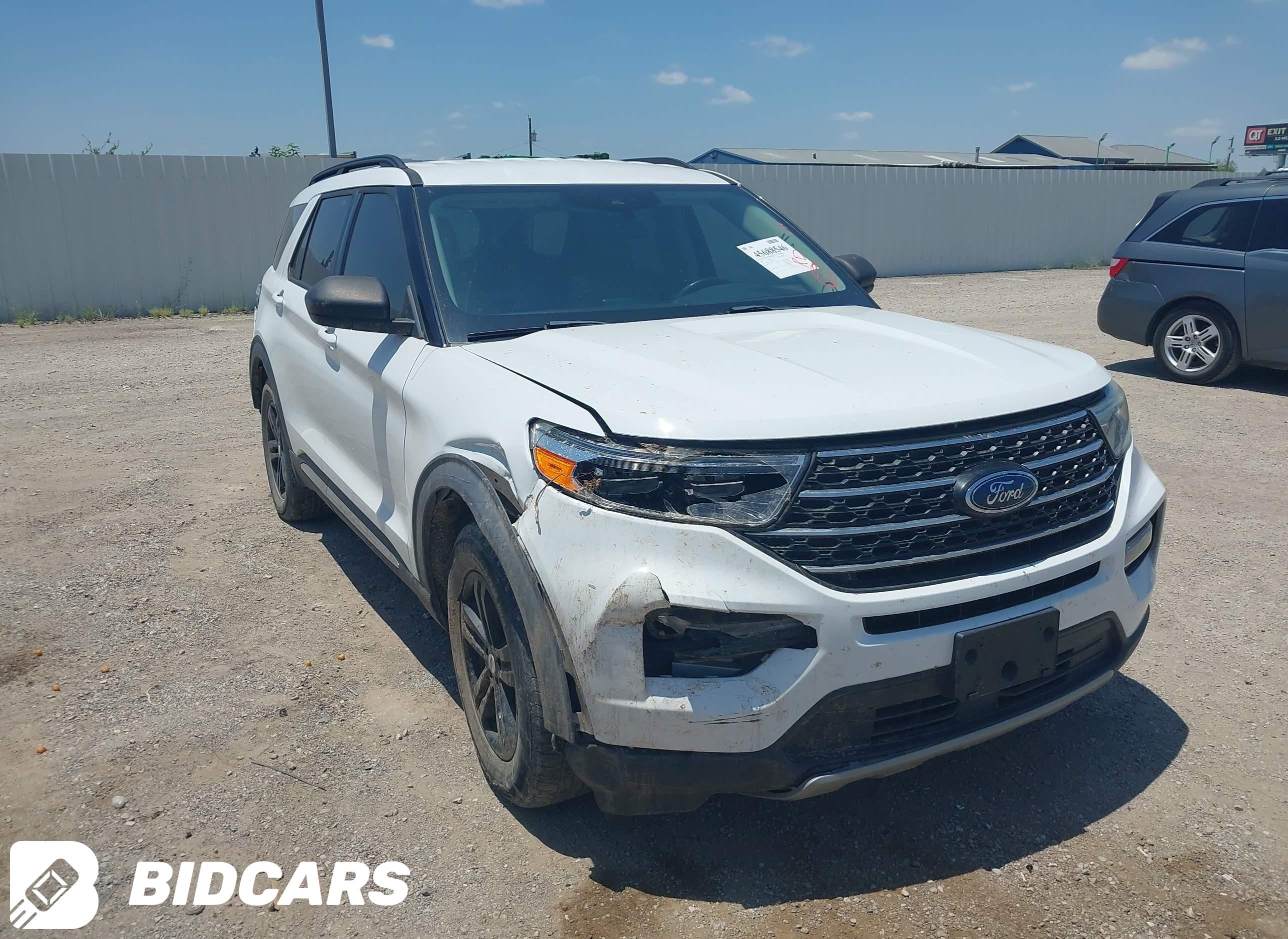 2020 Ford Explorer, Xlt