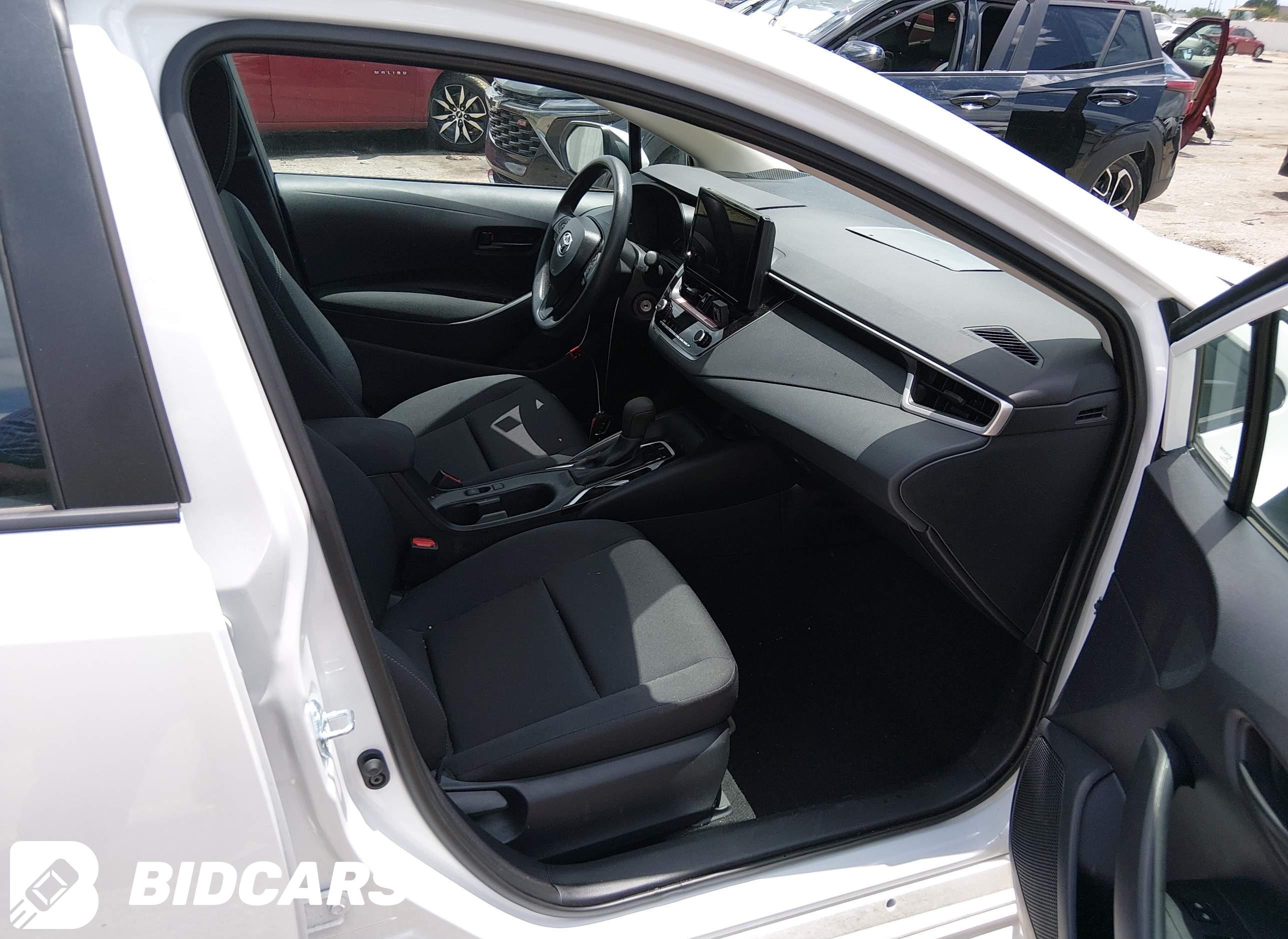 2025 Toyota Corolla, LE