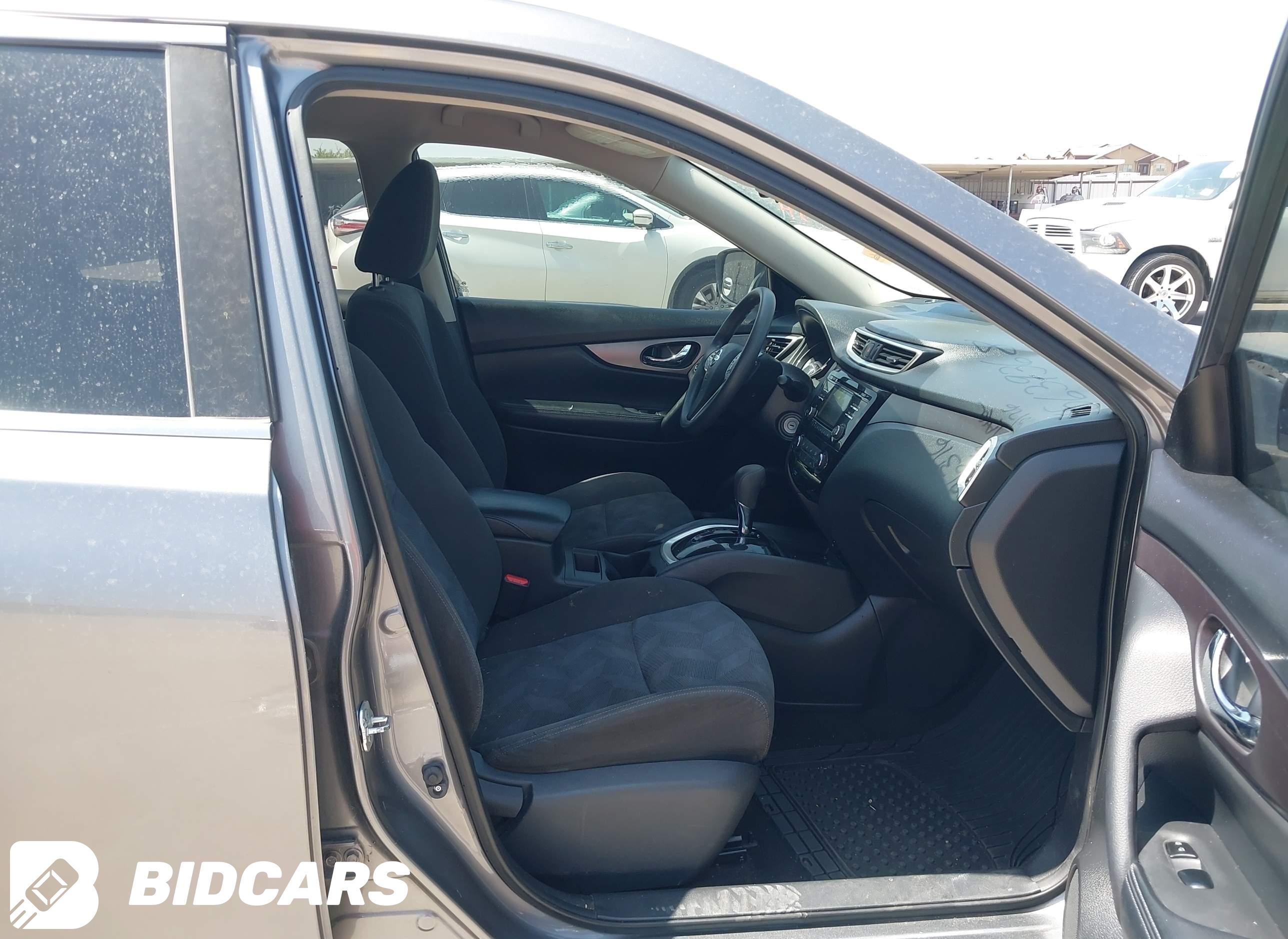2016 Nissan Rogue, S