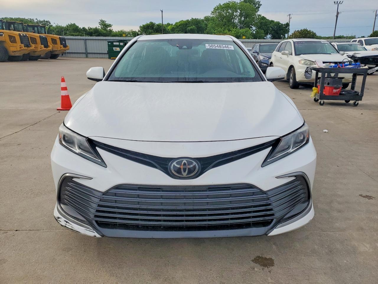 2022 Toyota Camry, LE