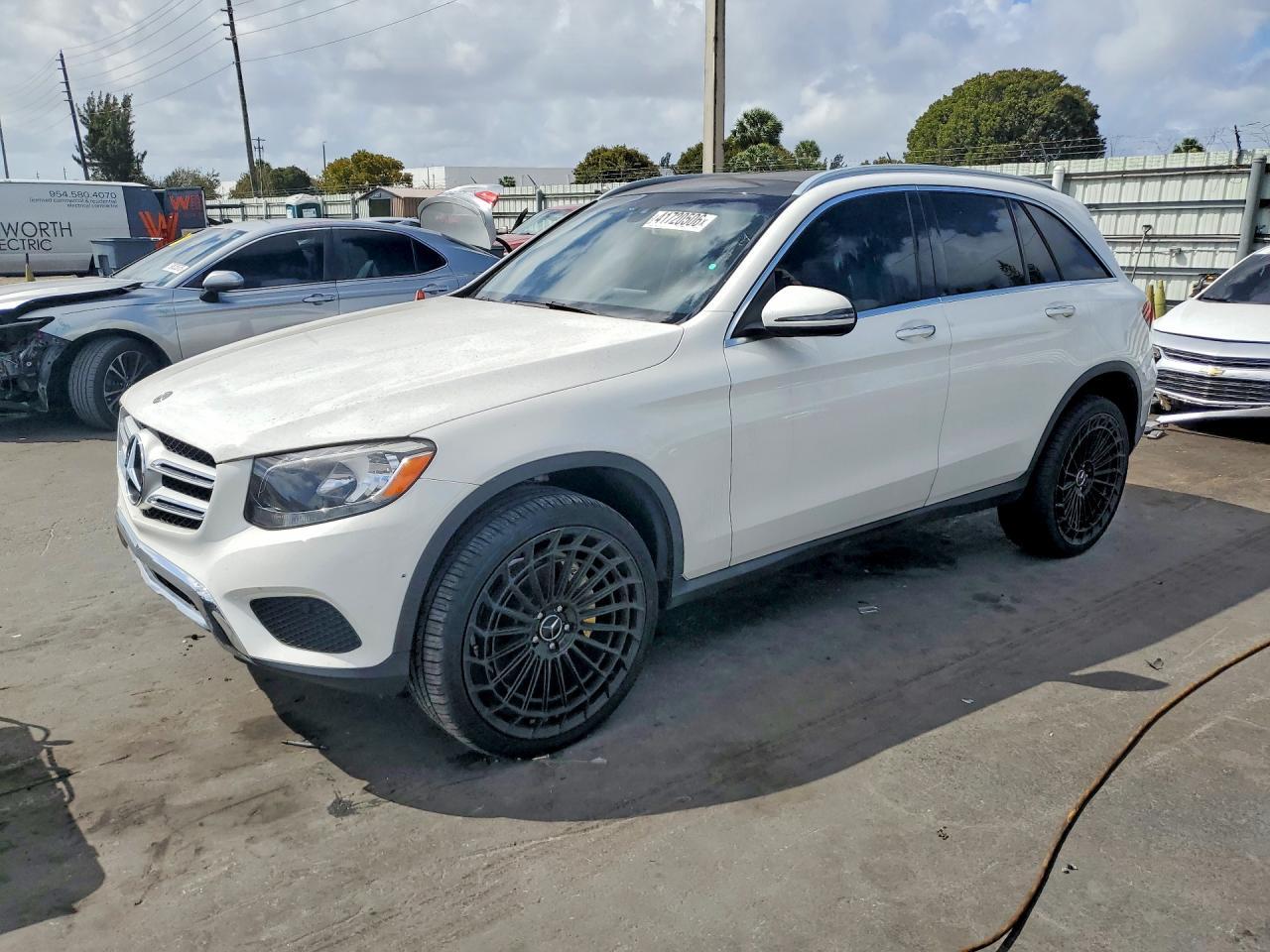 2018 Mercedes-Benz GLC-Class,...