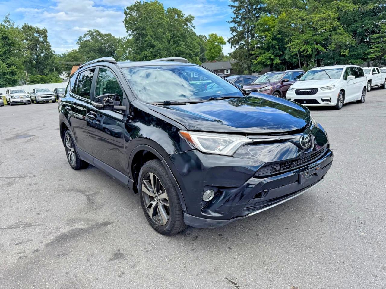 2018 Toyota RAV4, Xle