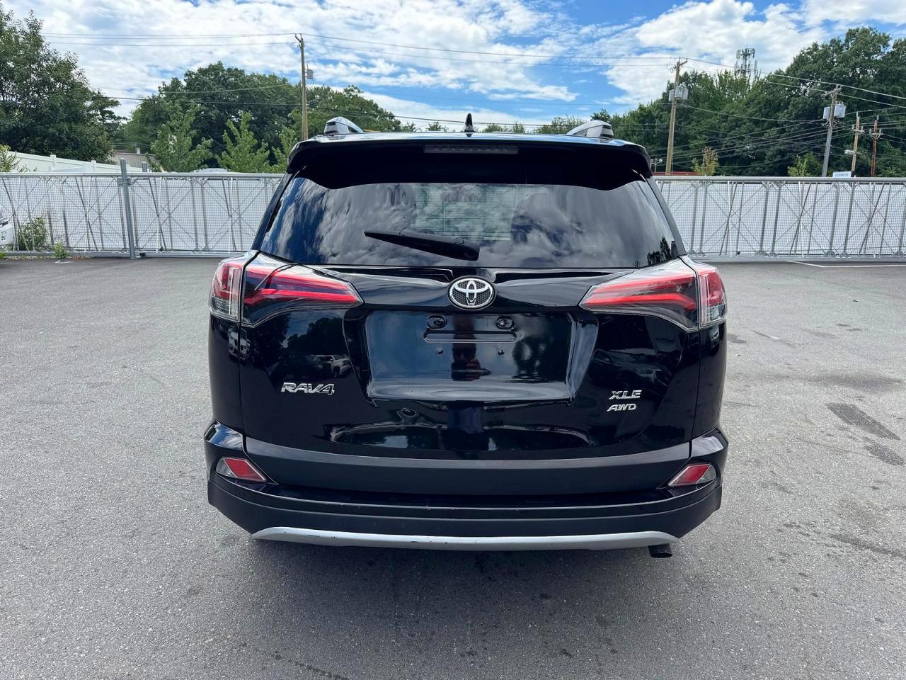 2018 Toyota RAV4, Xle