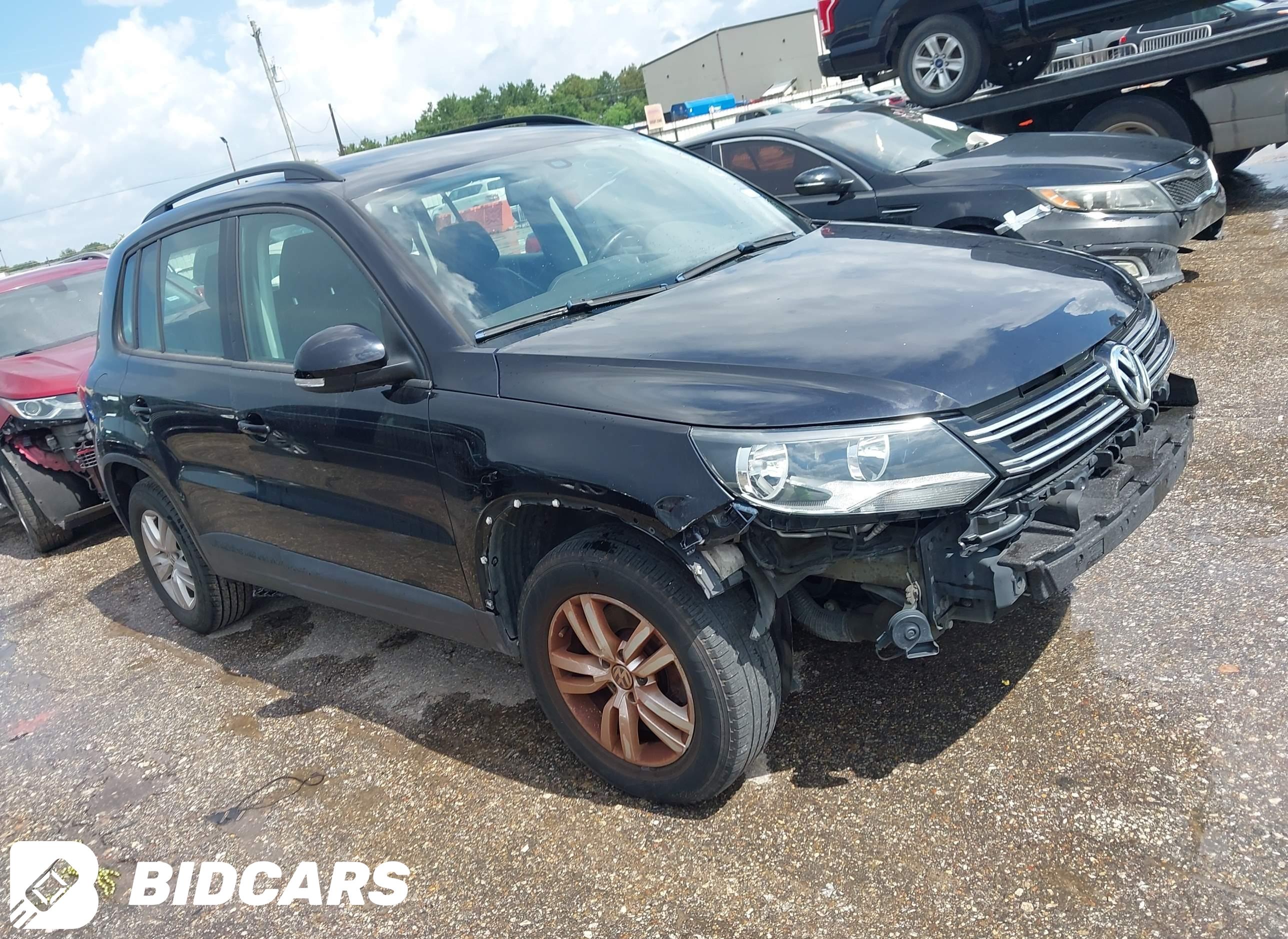 2016 Volkswagen Tiguan, S