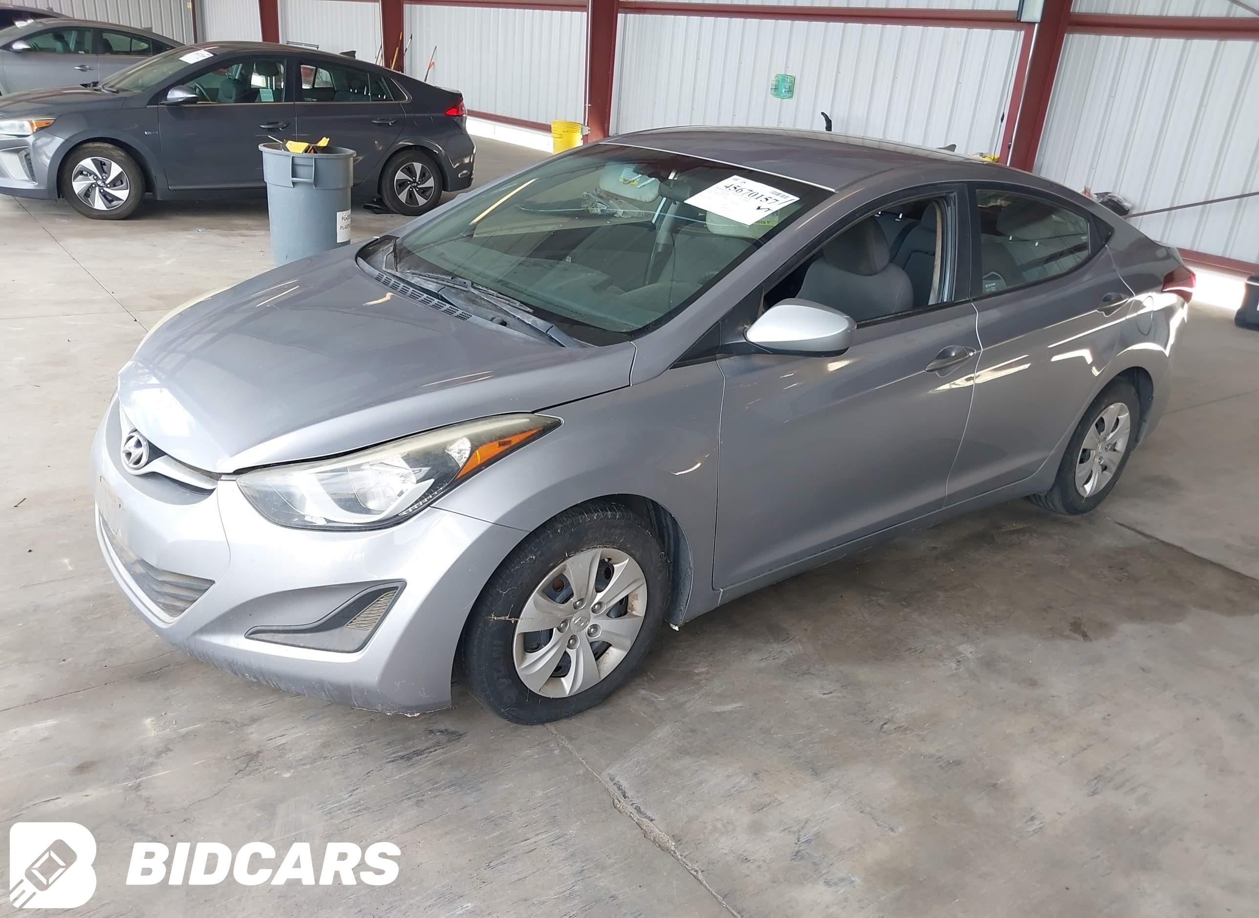 2016 Hyundai Elantra, SE