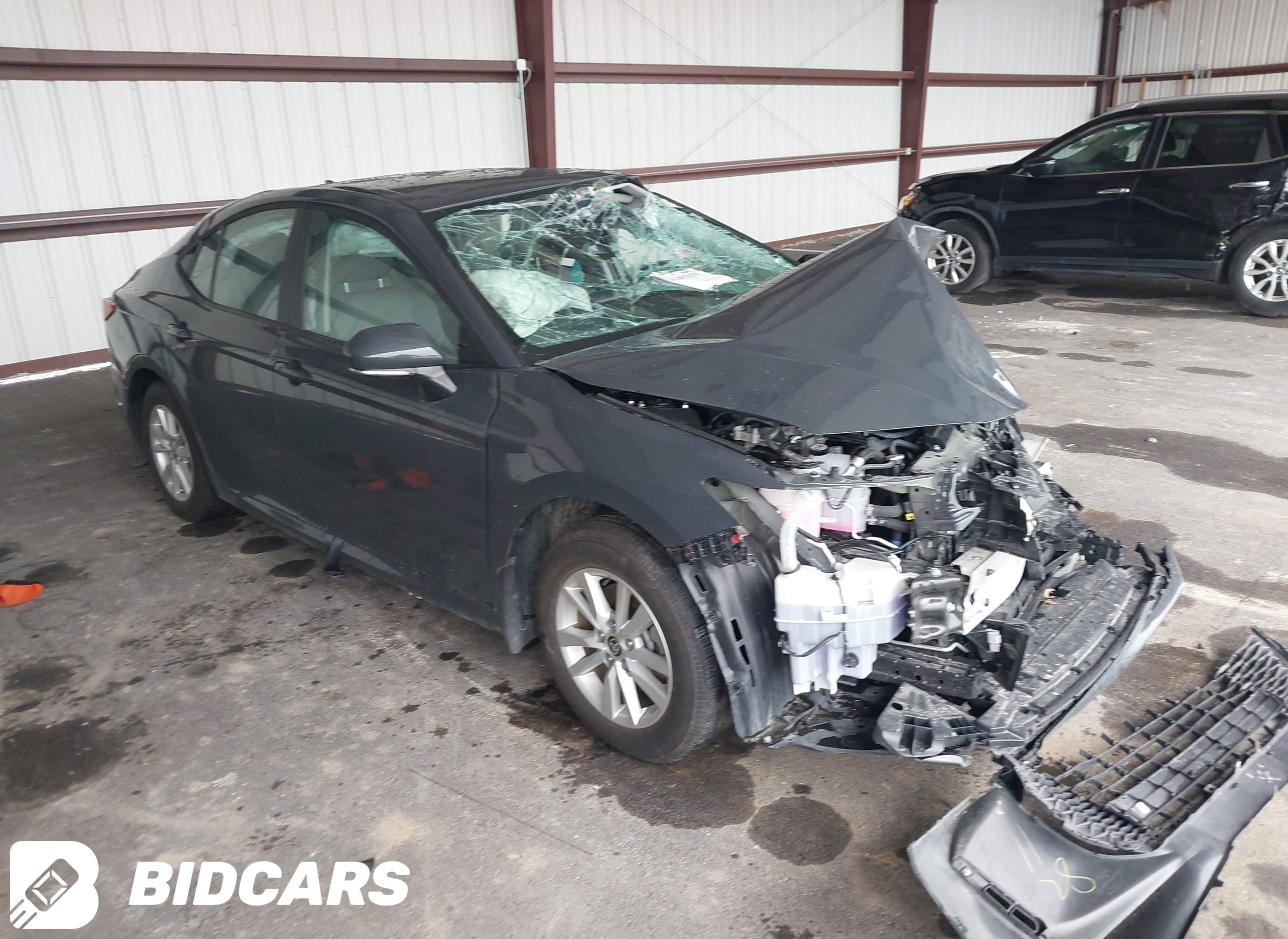 2026 Toyota Camry, LE