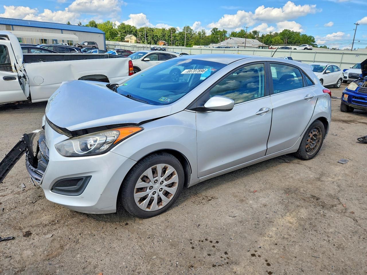 2016 Hyundai Elantra, Base