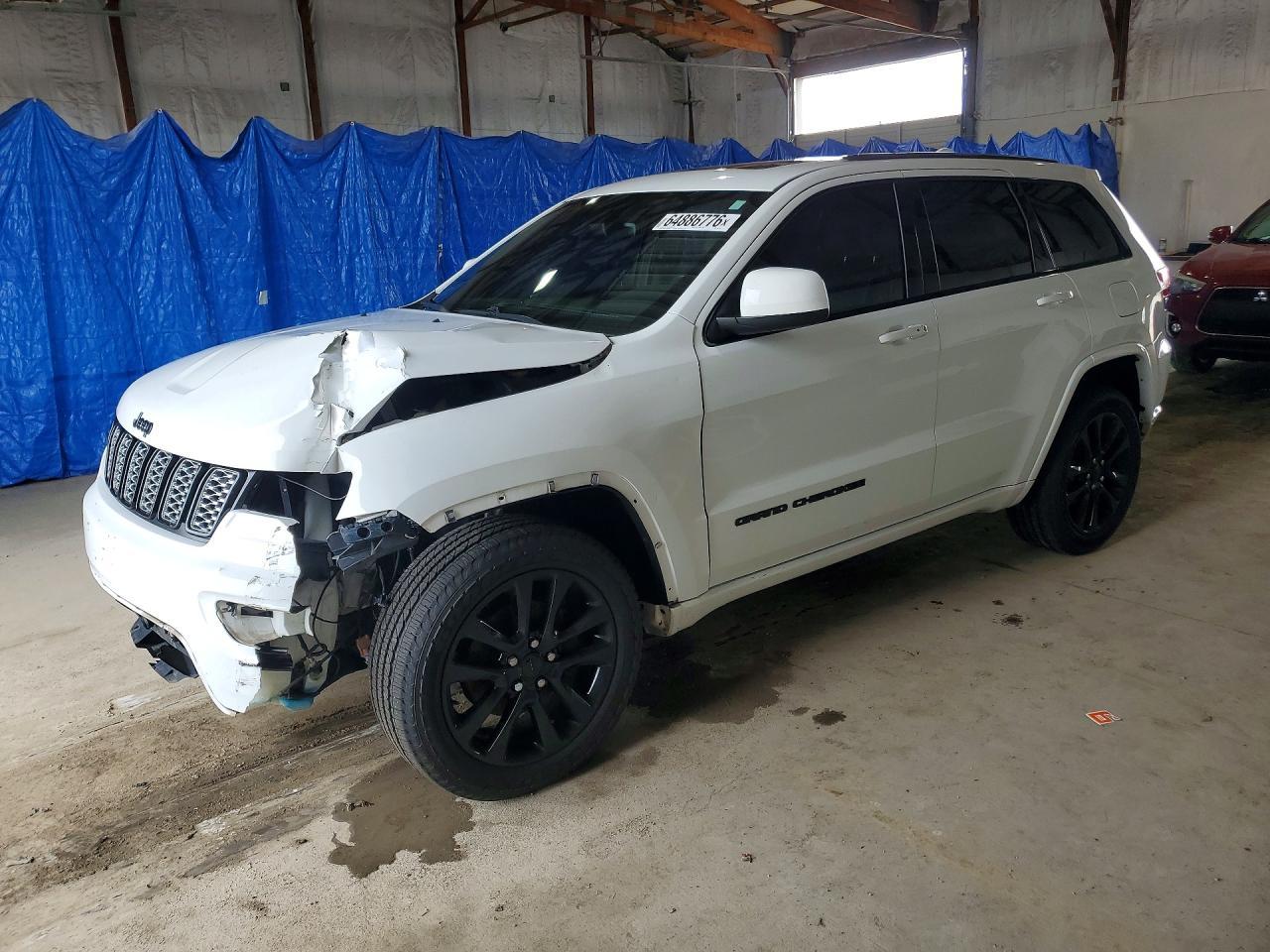 2018 Jeep Grand Cherokee, Laredo