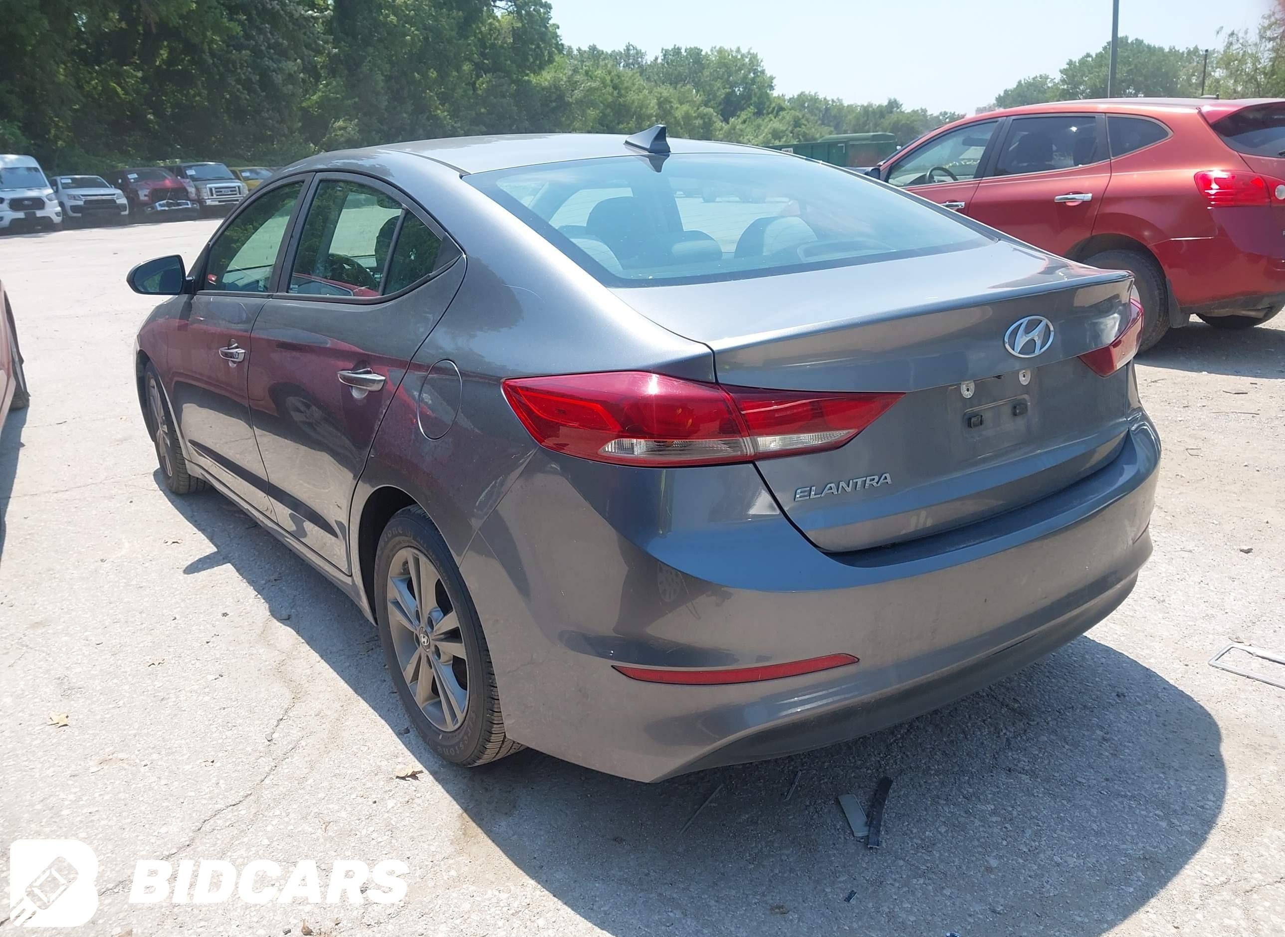 2018 Hyundai Elantra, Sel