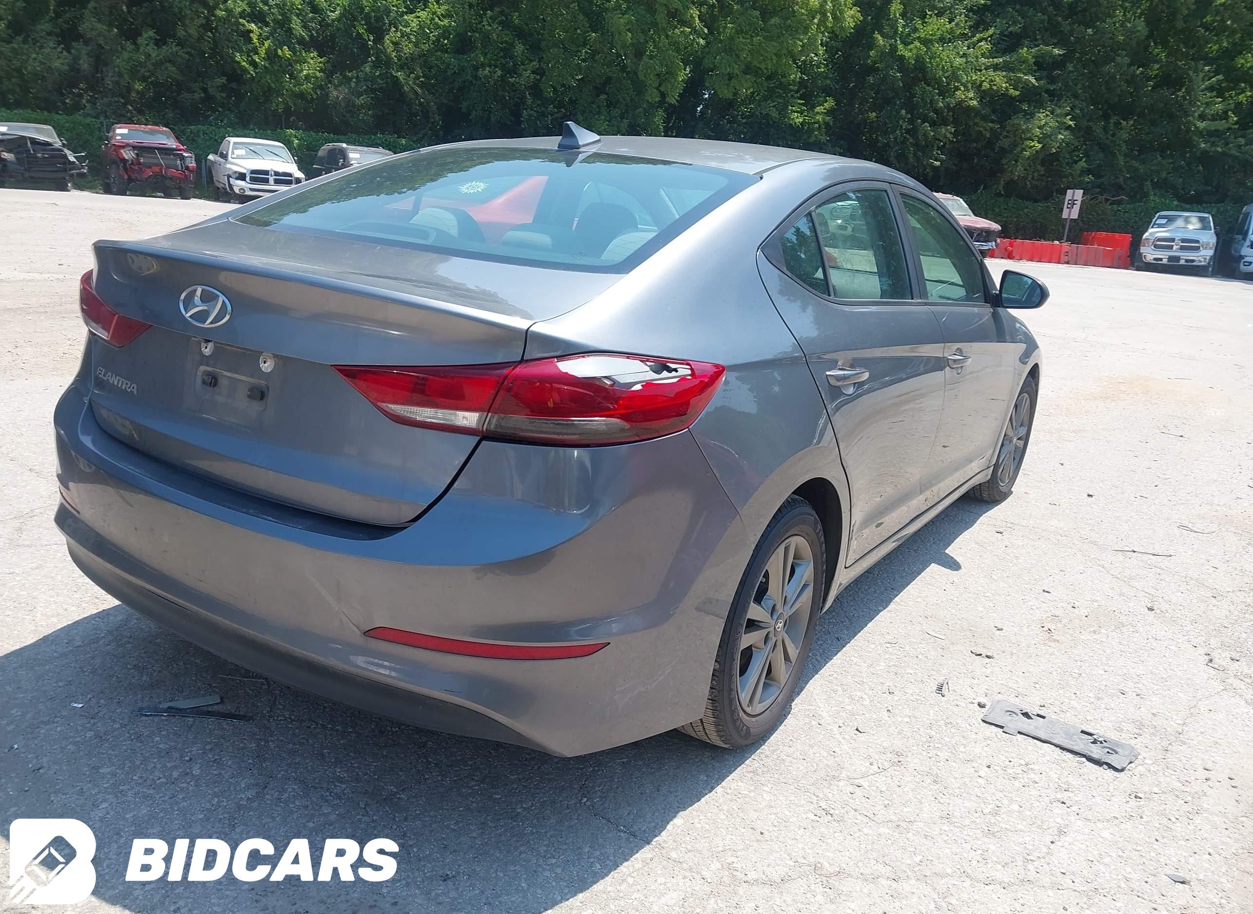 2018 Hyundai Elantra, Sel