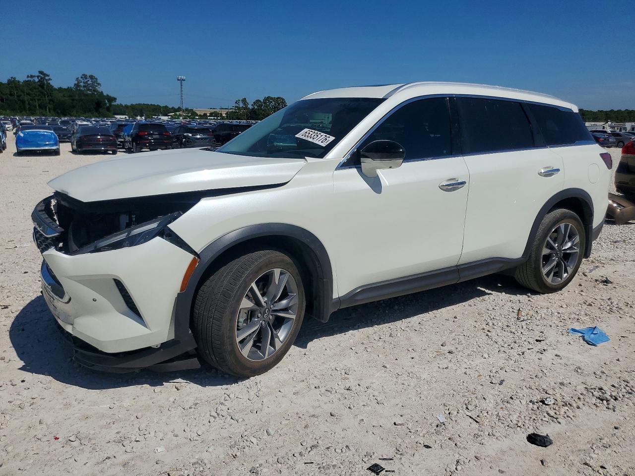2023 Infiniti QX60, Luxe