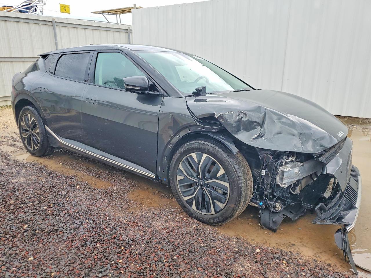 2024 KIA EV6, Wind