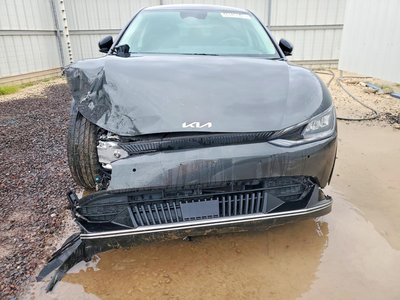 2024 KIA EV6, Wind