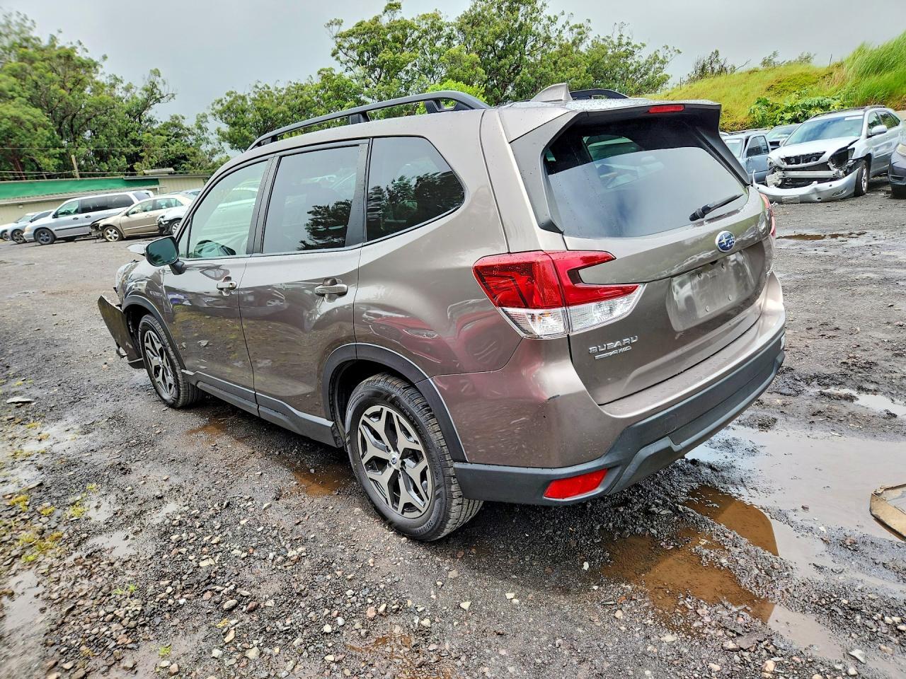 2022 Subaru Forester, Premium