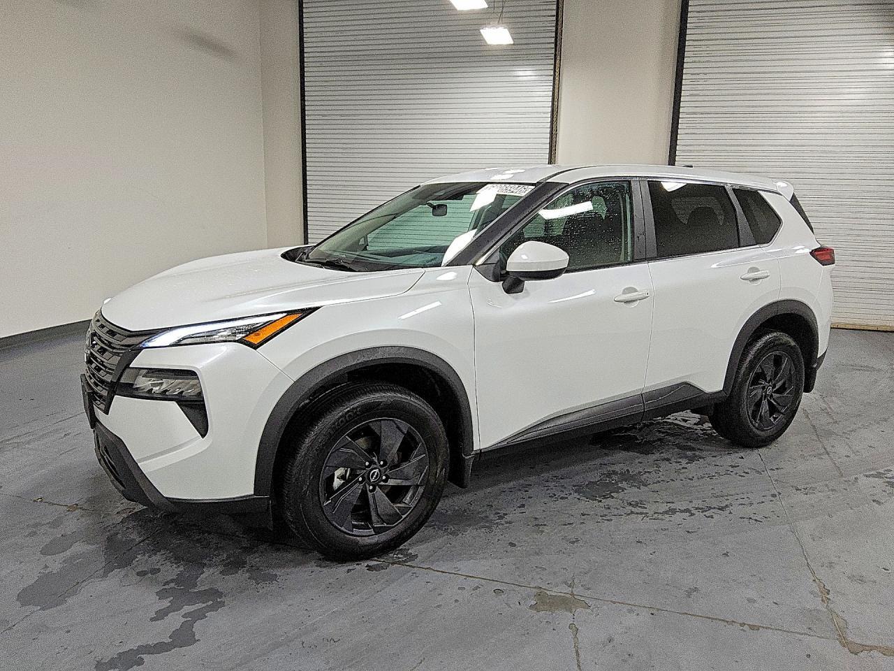 2026 Nissan Rogue, SV