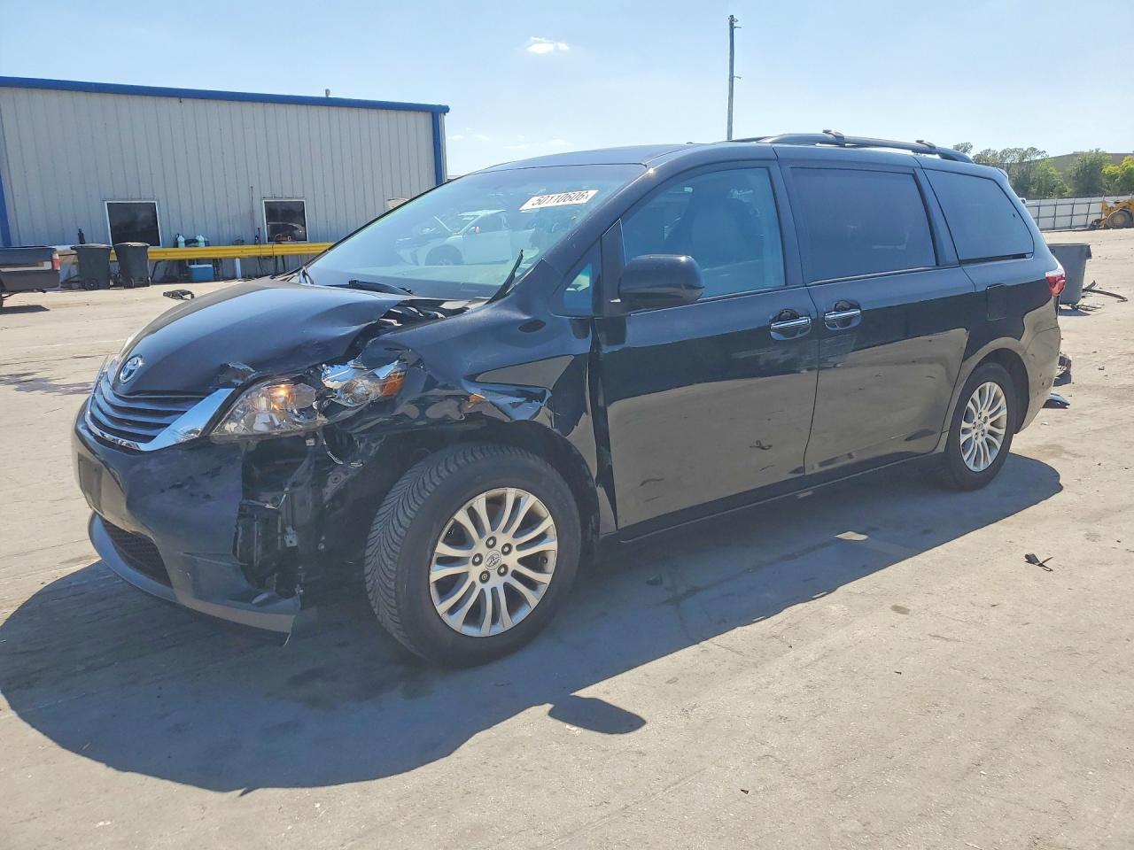 2017 Toyota Sienna, Xle Premi...
