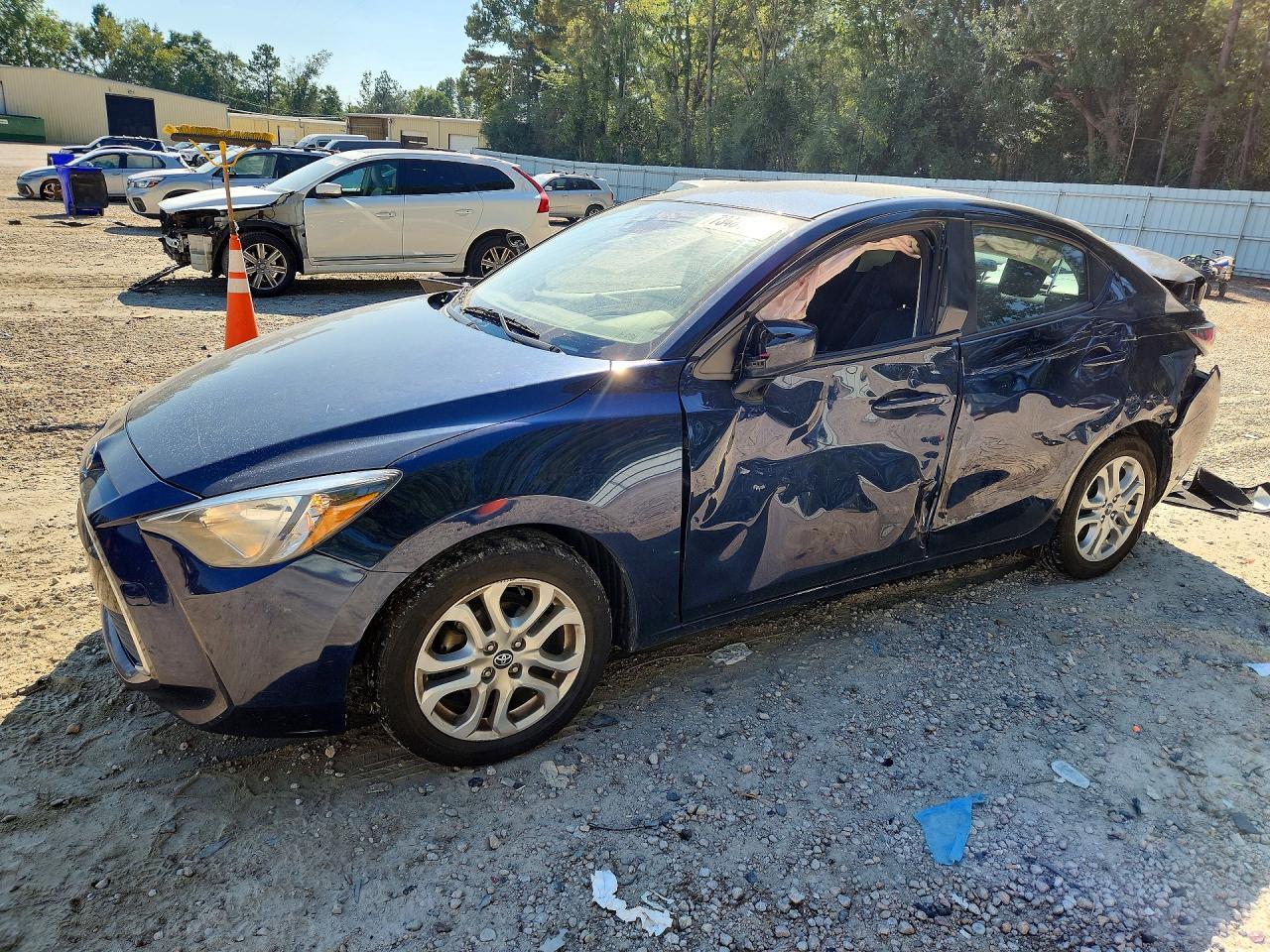 2018 Toyota Yaris, Base