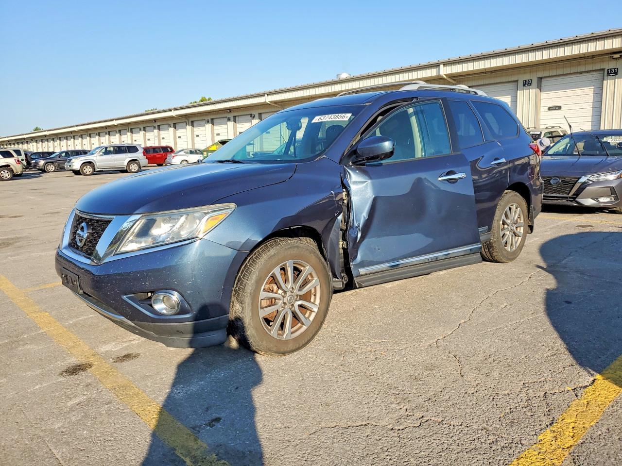 2016 Nissan Pathfinder, SL