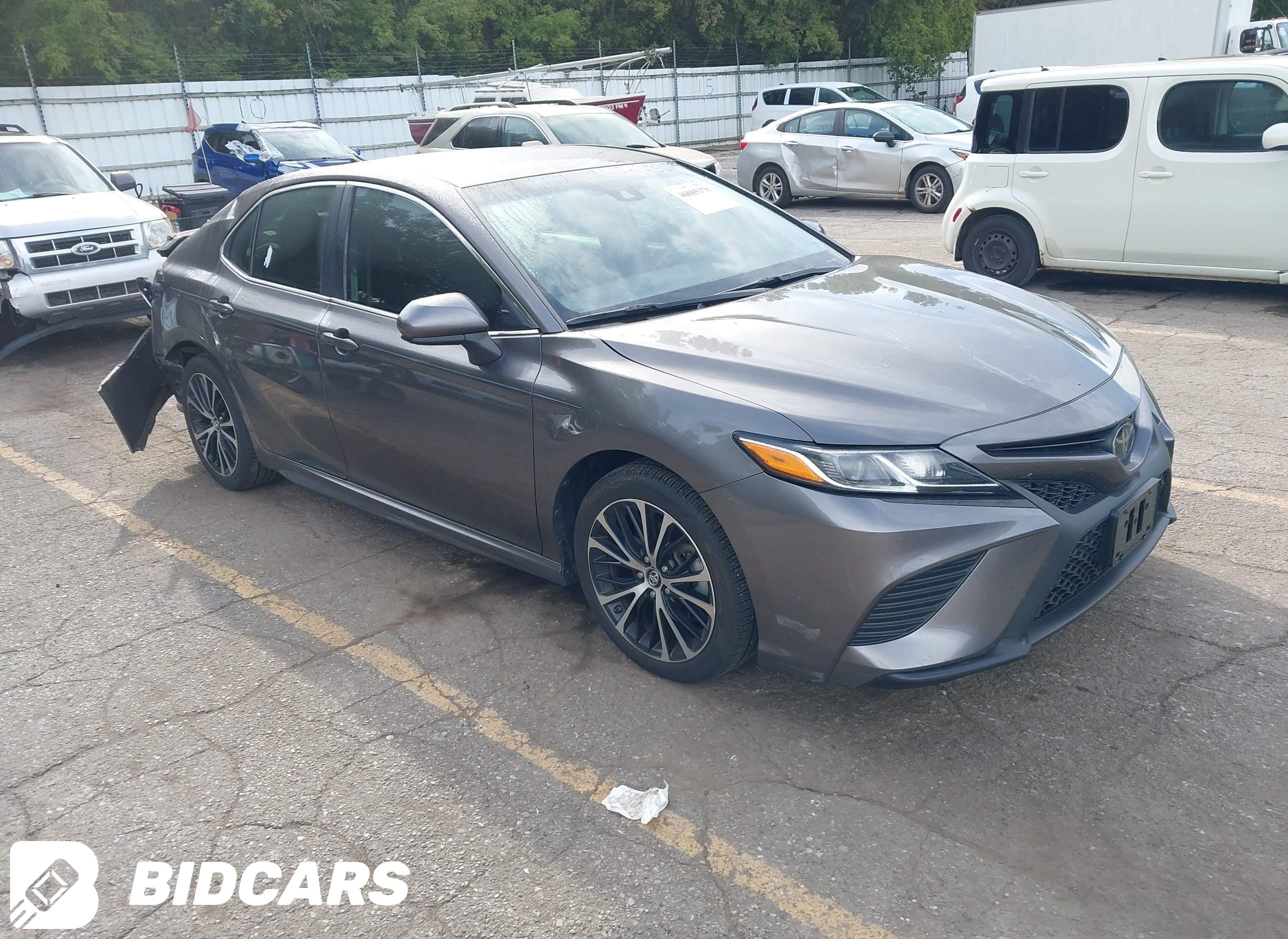 2019 Toyota Camry, SE