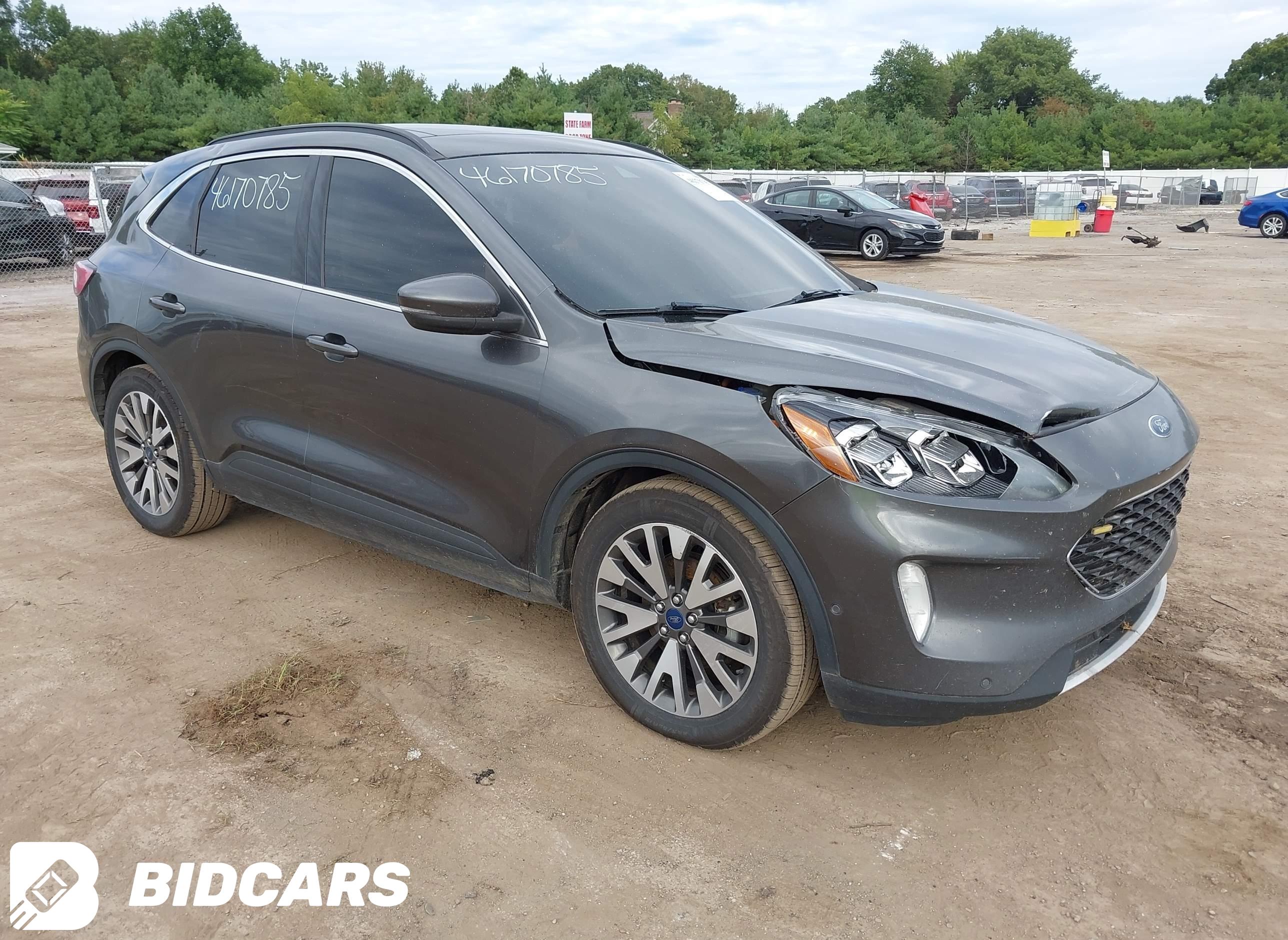 2020 Ford Escape, Titanium Hy...