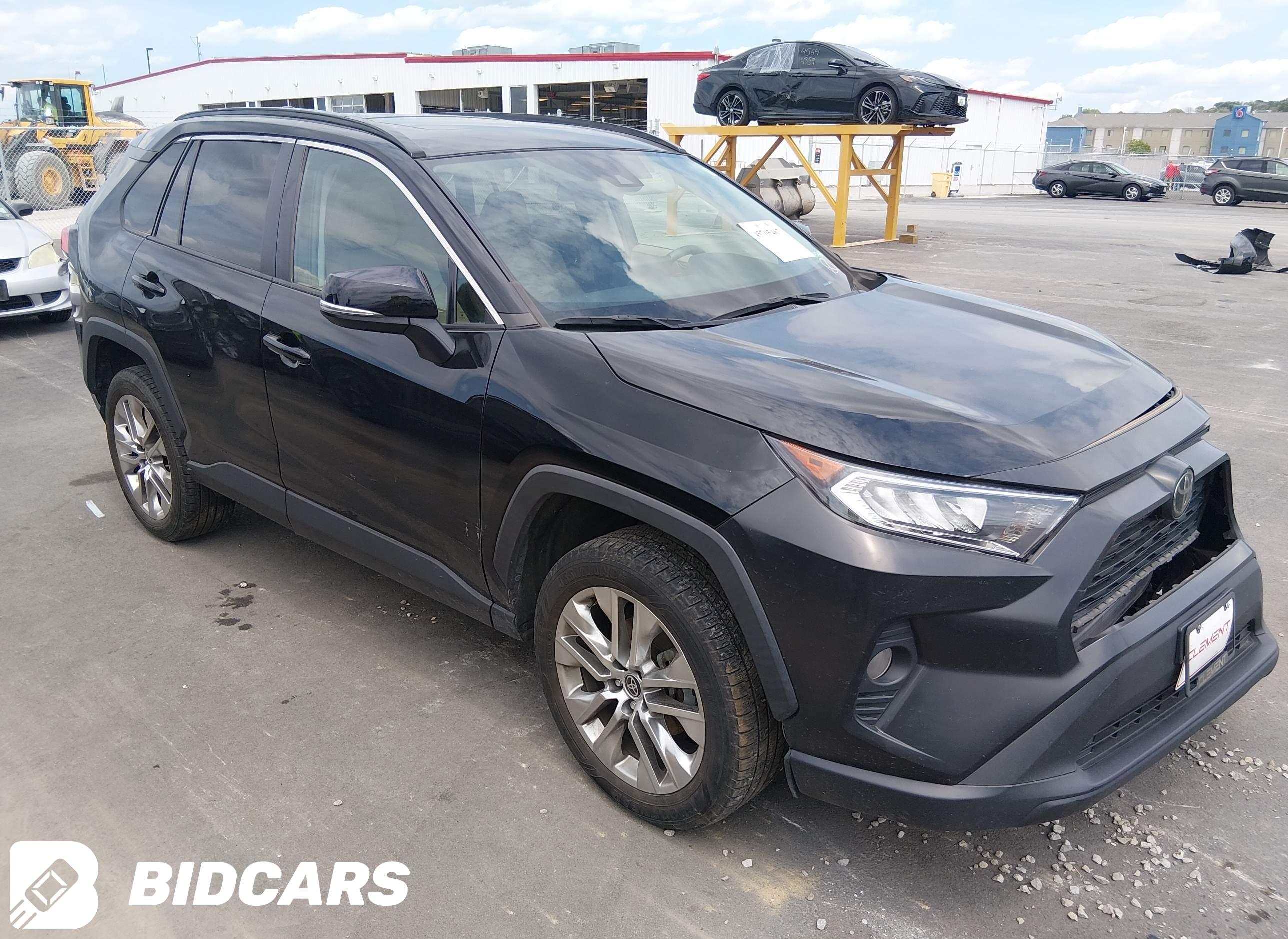 2021 Toyota RAV4, Xle Premium