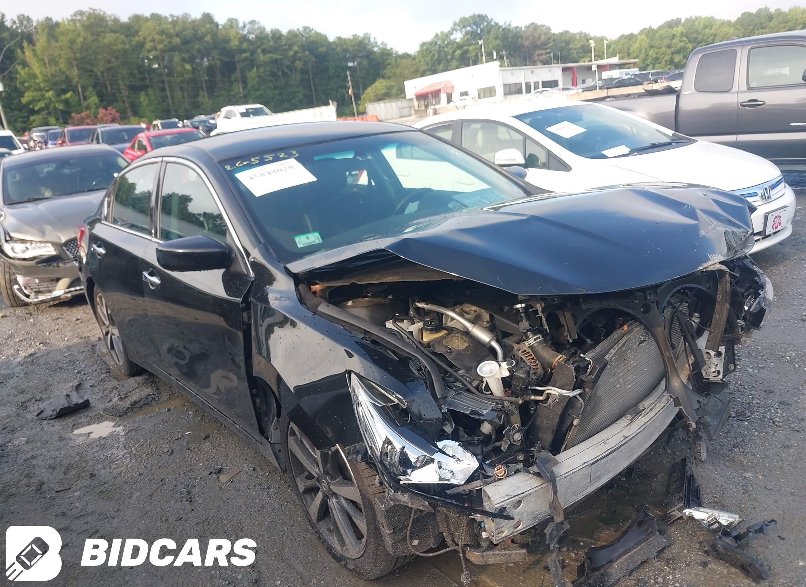 2016 Nissan Altima, 2.5 SR