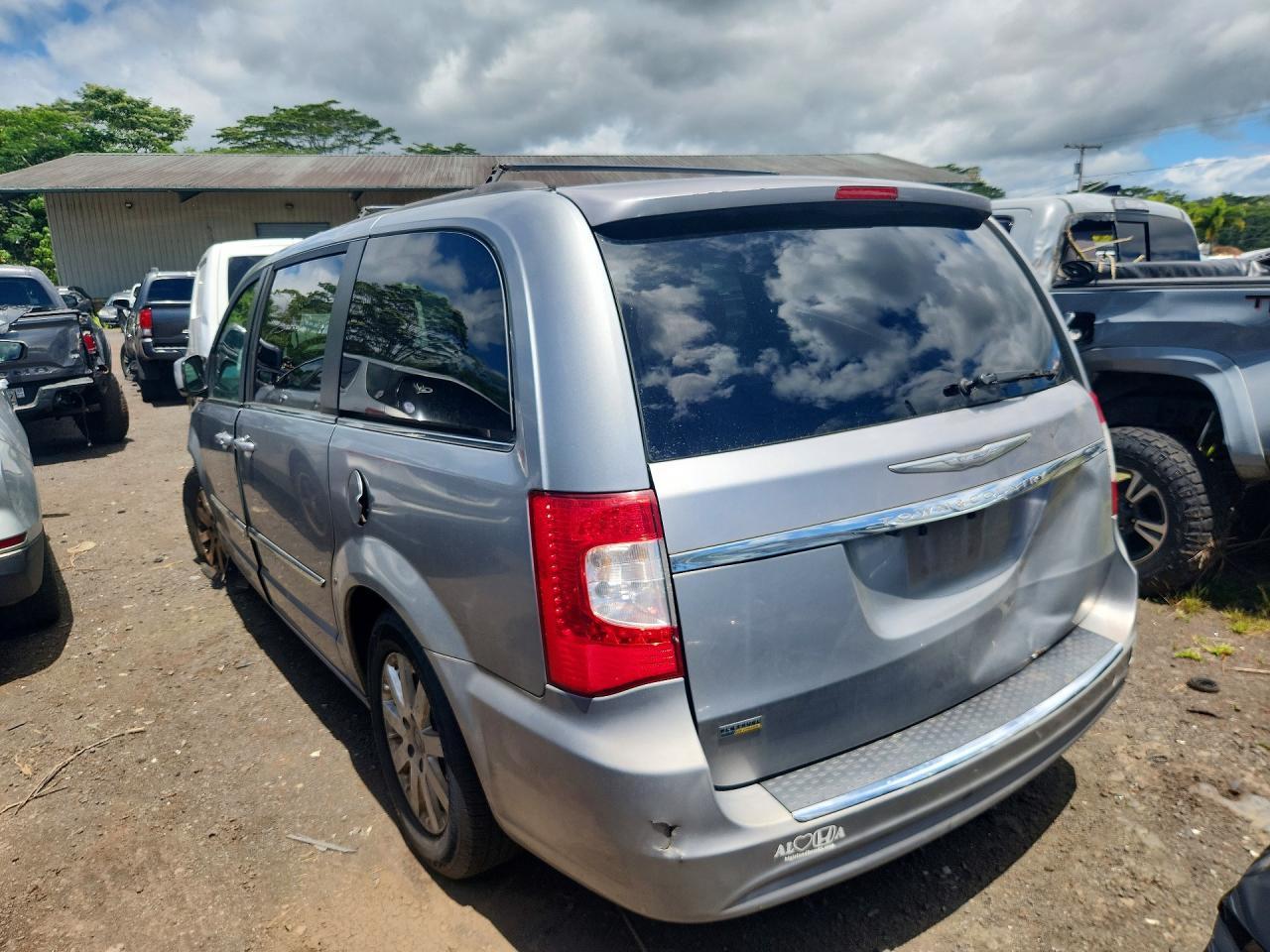 2016 Chrysler Town and Countr...