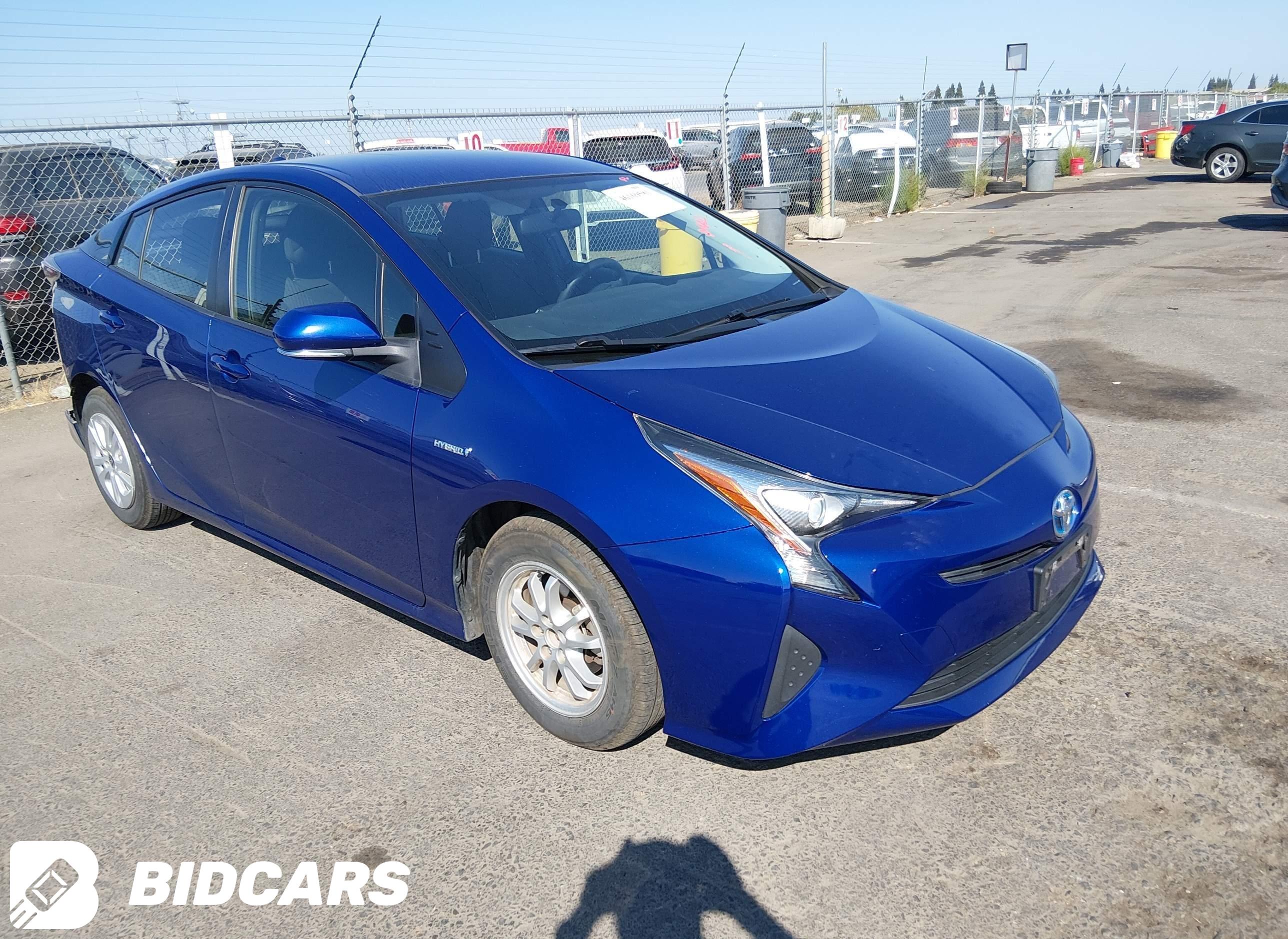 2016 Toyota Prius, Two