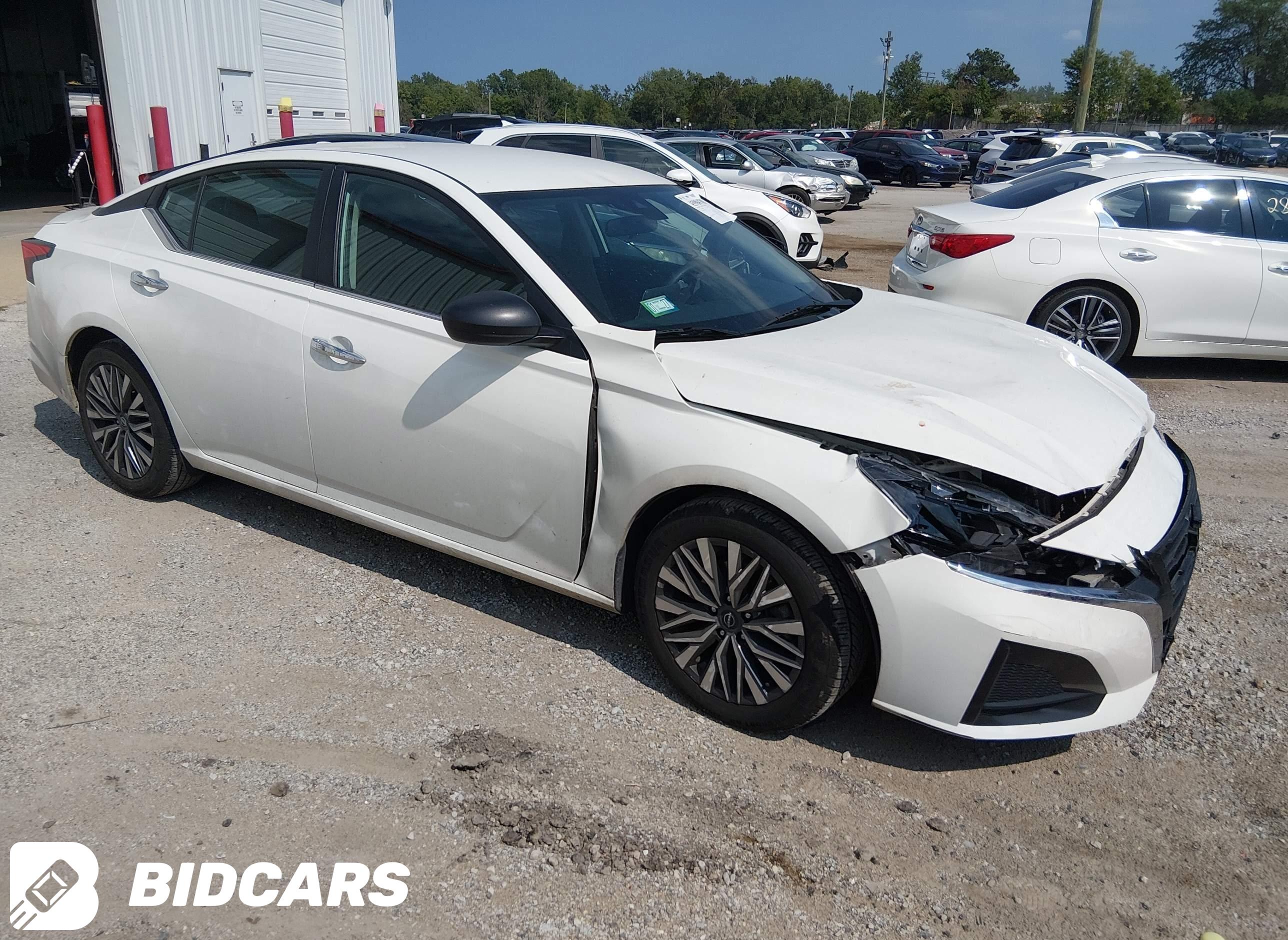2025 Nissan Altima, Sv Fwd