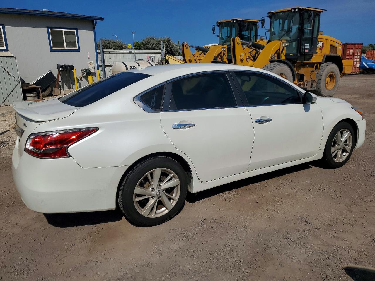2015 Nissan Altima, 2.5 SL