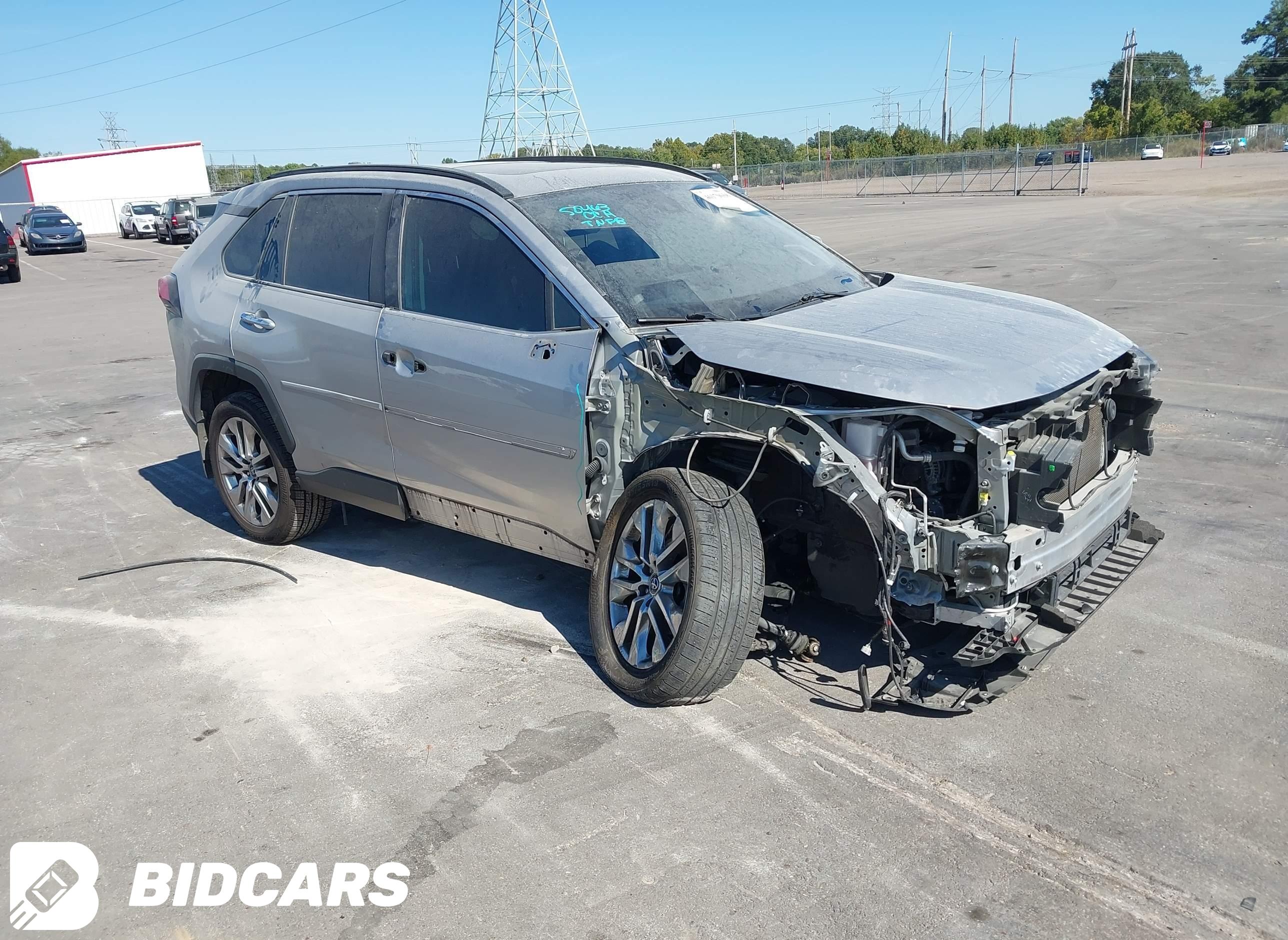 2020 Toyota RAV4, Limited