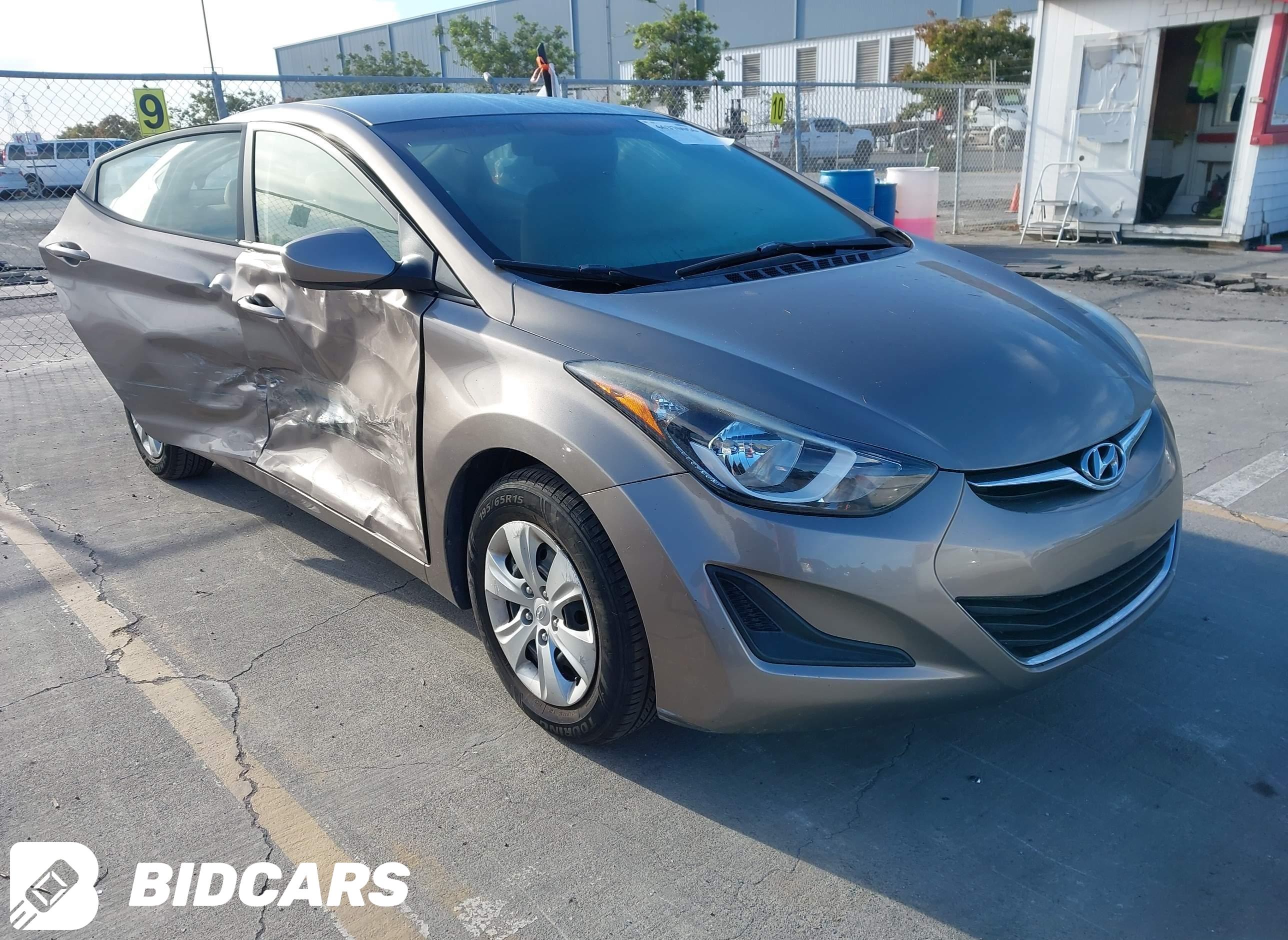 2016 Hyundai Elantra, SE