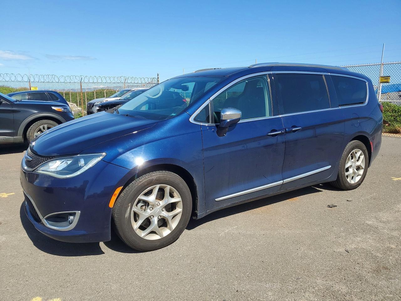 2018 Chrysler Pacifica, Limited