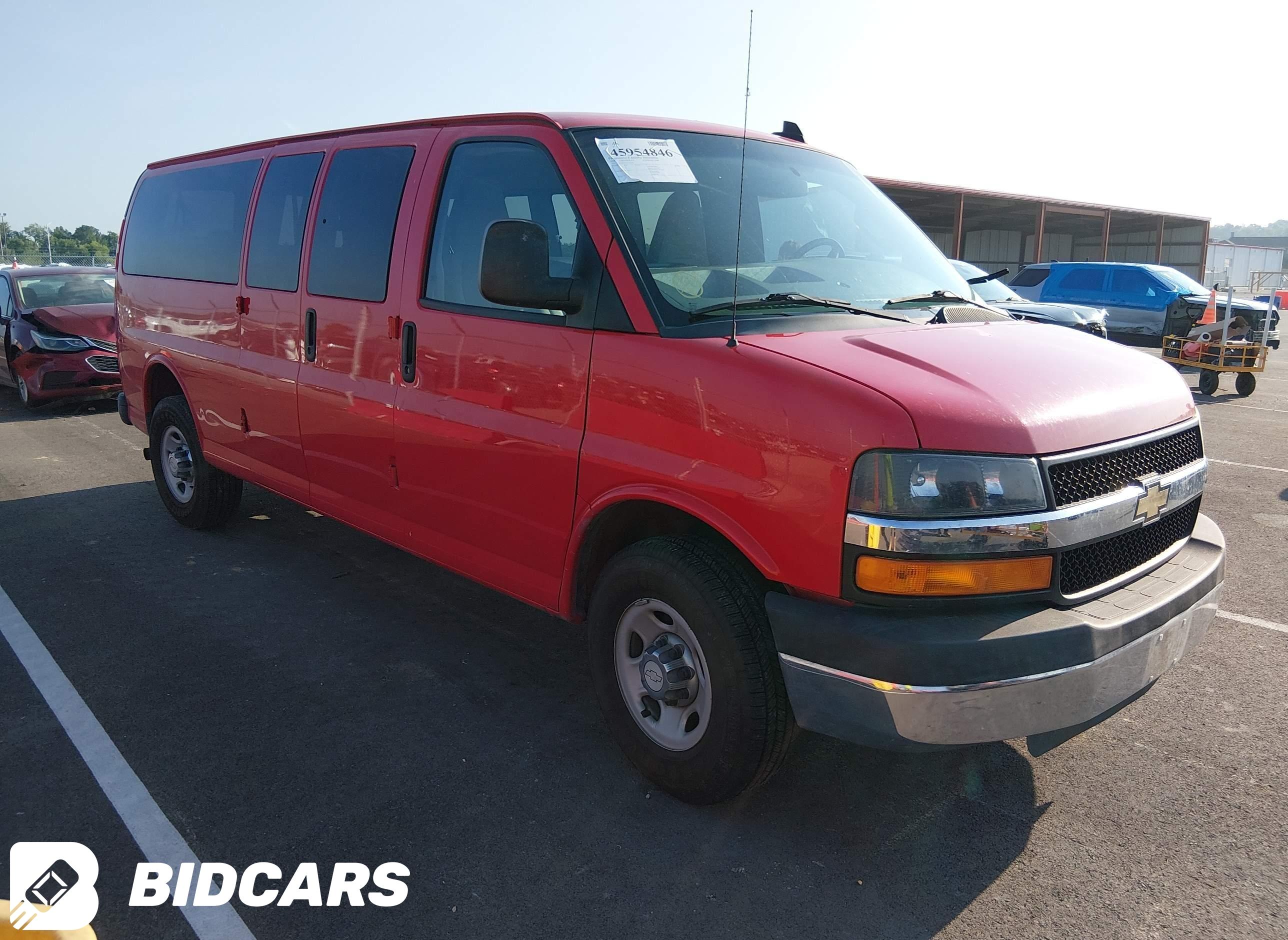 2016 Chevrolet Express 3500, LT
