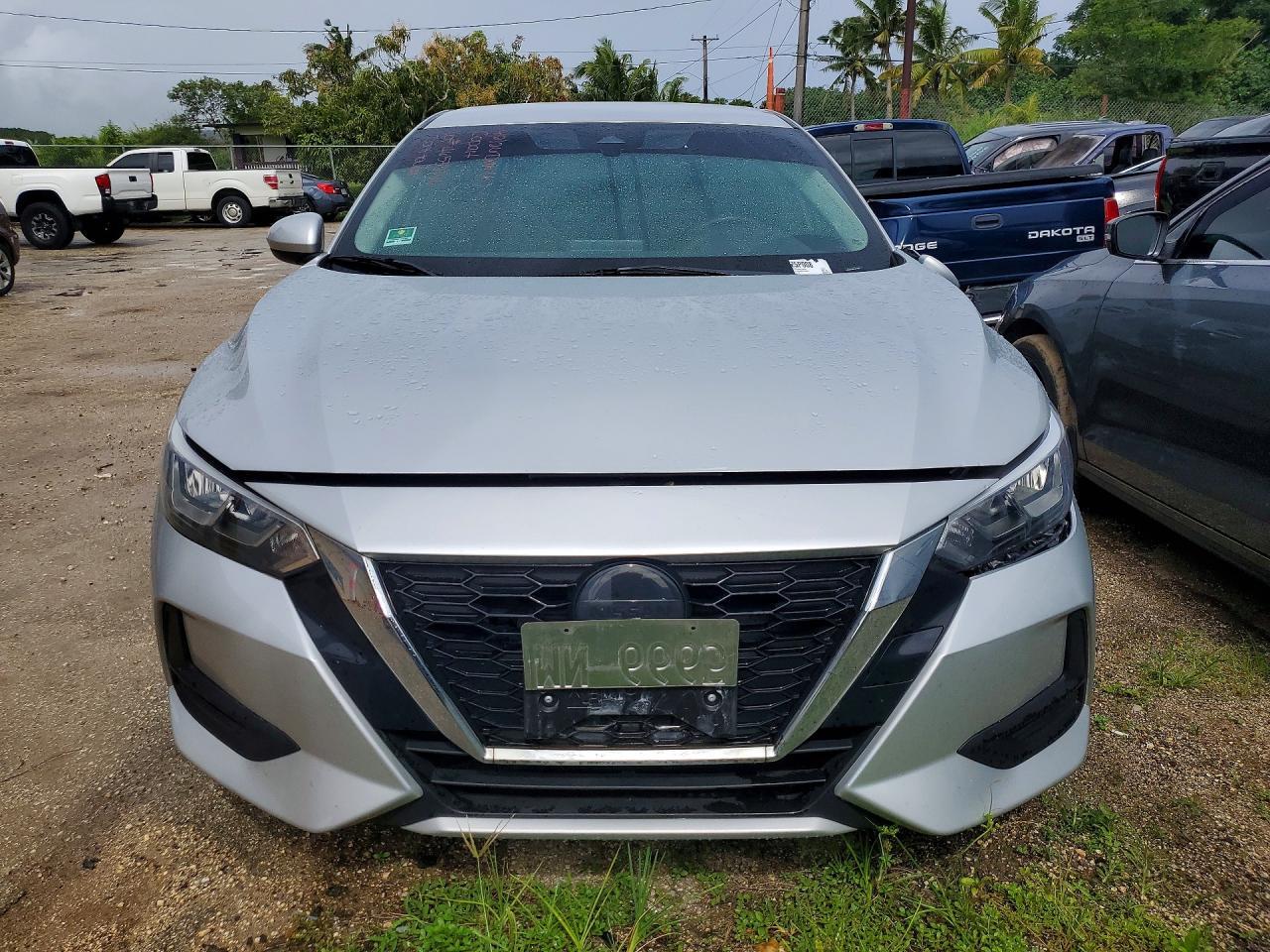 2022 Nissan Sentra, S