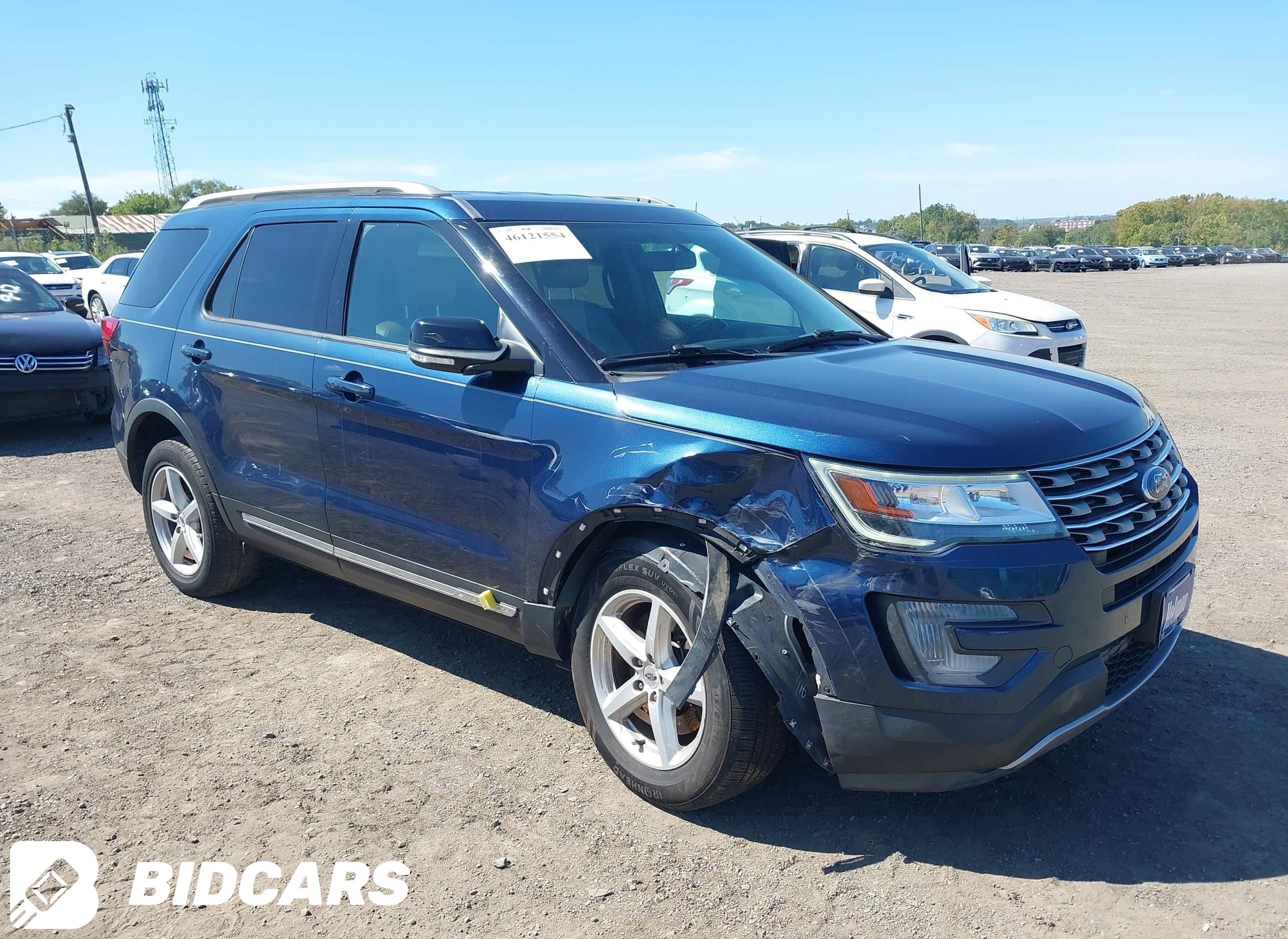 2017 Ford Explorer, Xlt