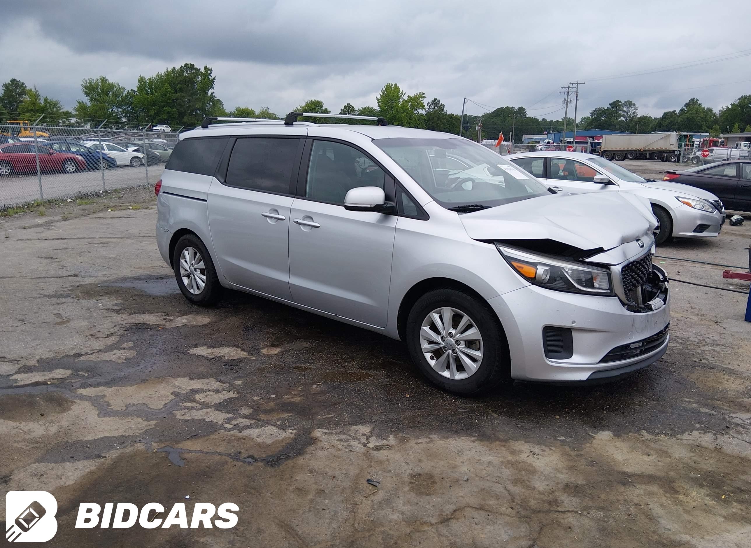 2017 KIA Sedona, LX