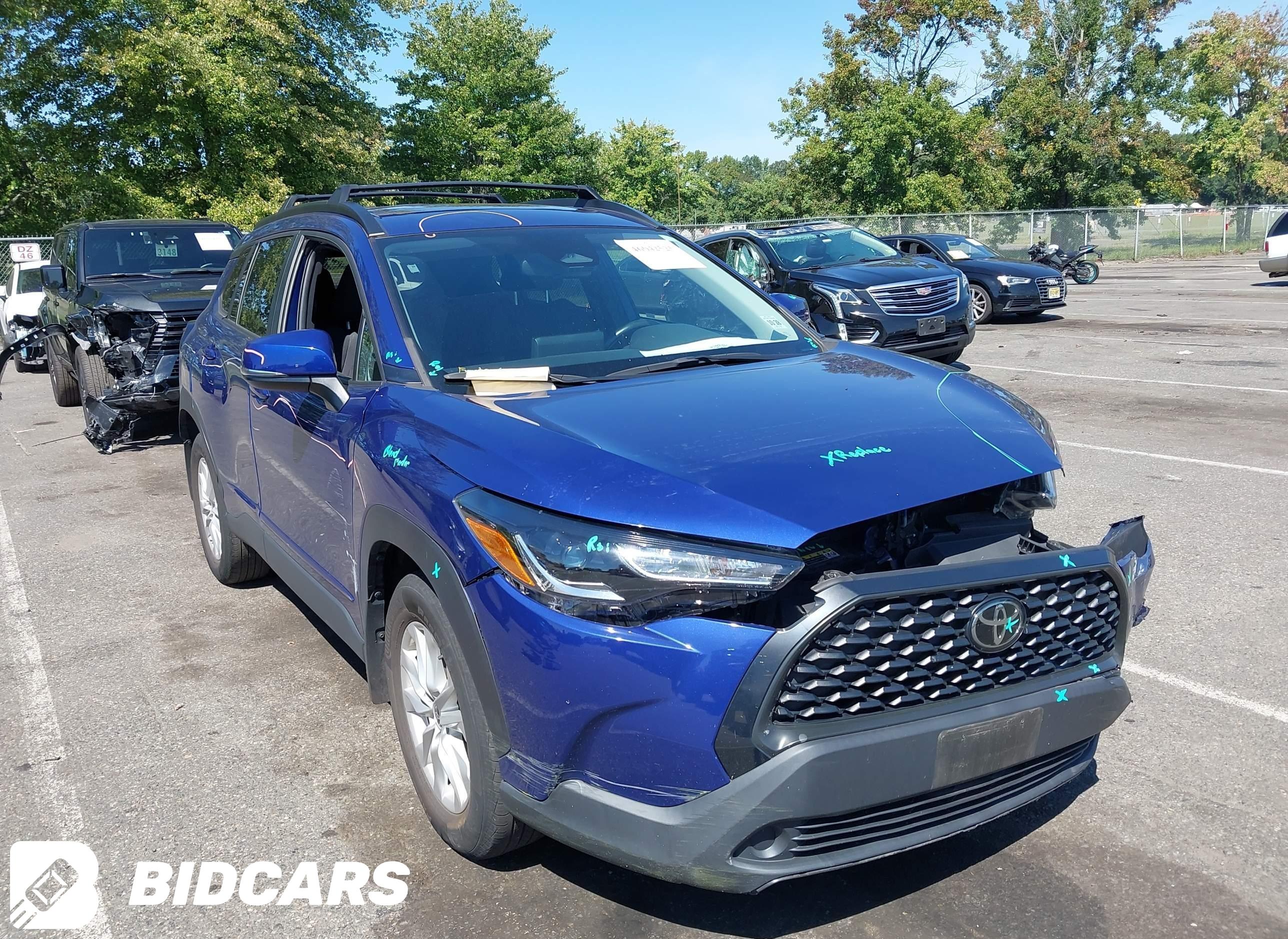 2023 Toyota Corolla Cross, LE
