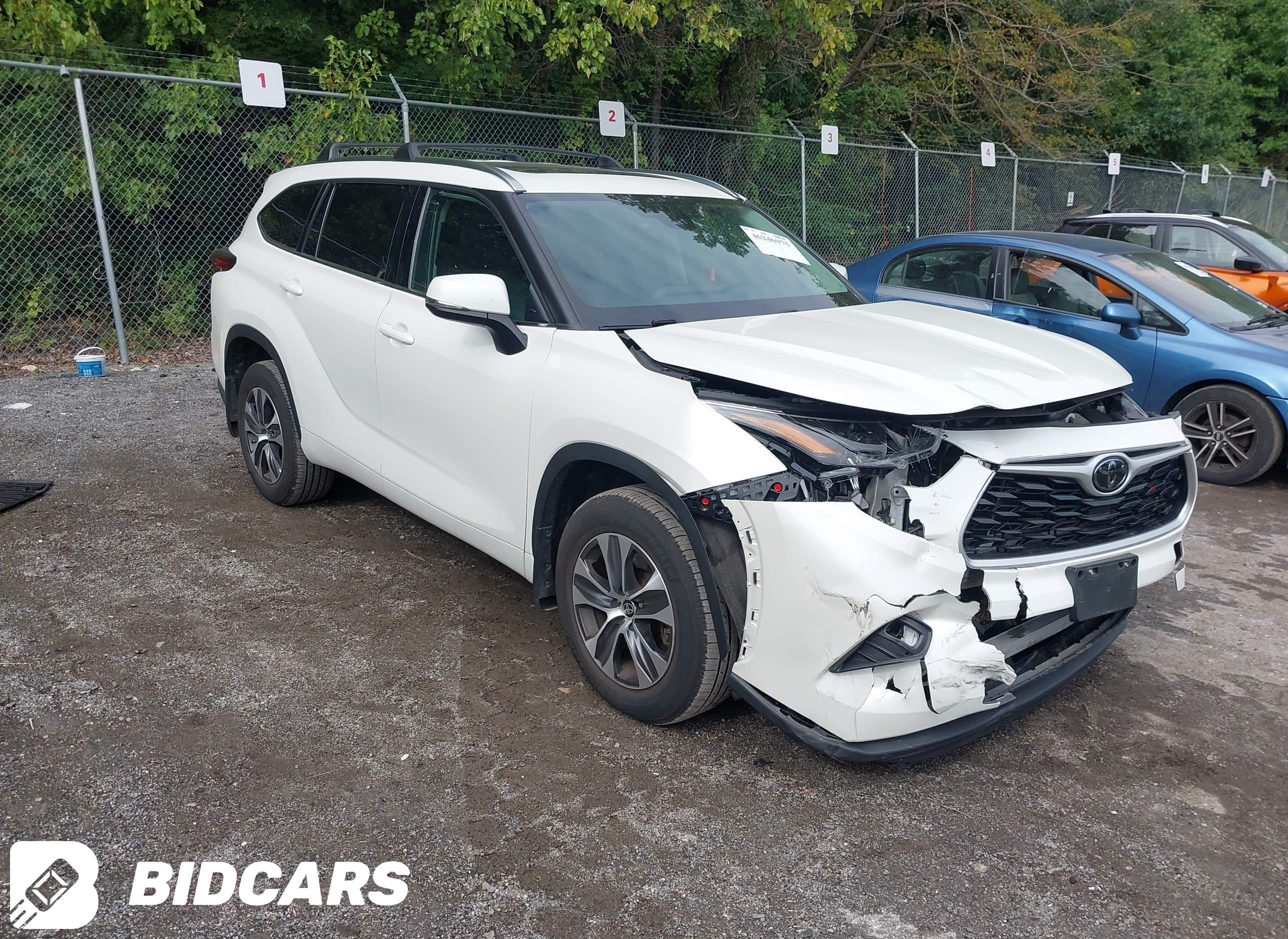 2021 Toyota Highlander, Xle
