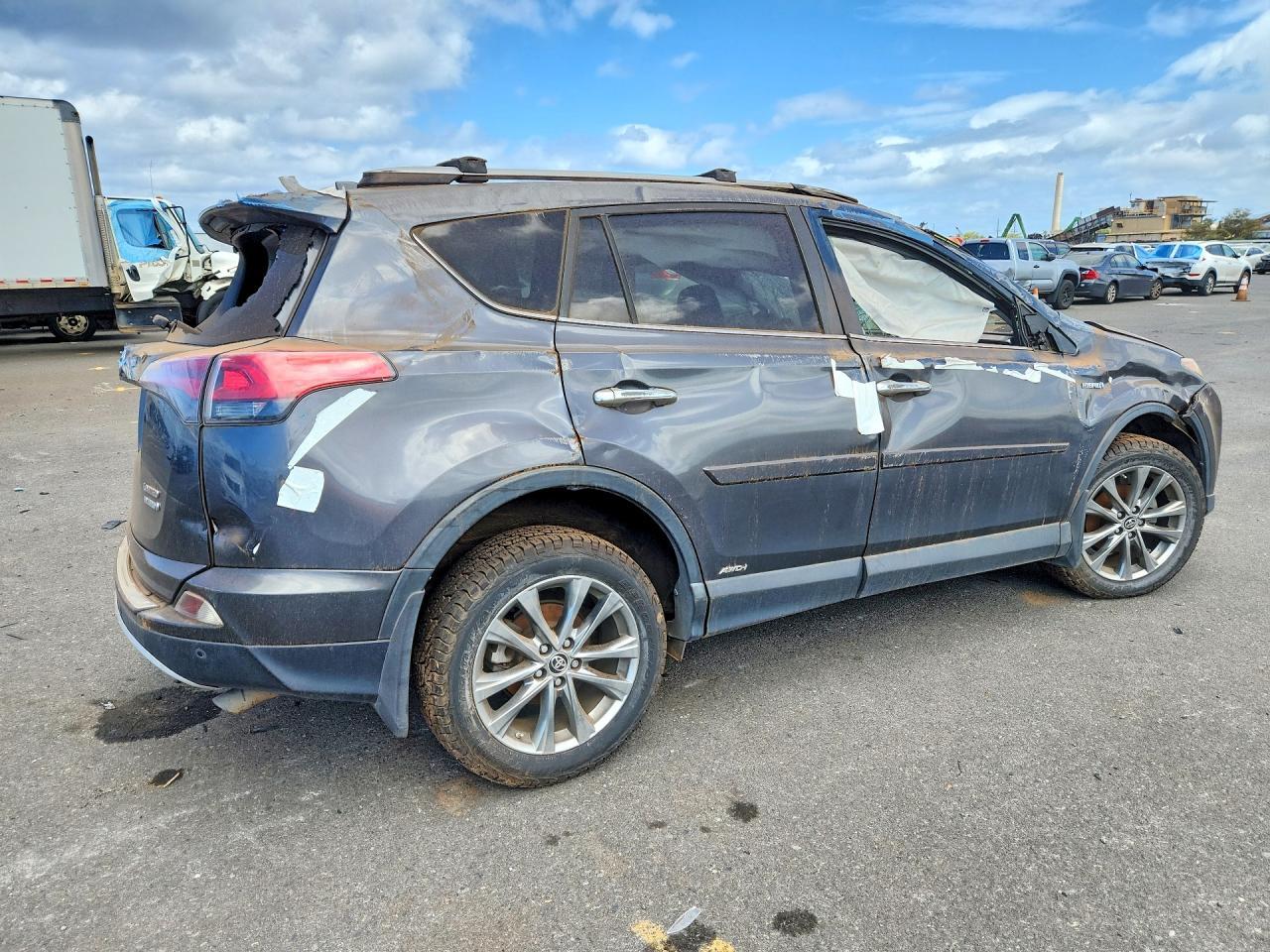 2017 Toyota RAV4, Limited