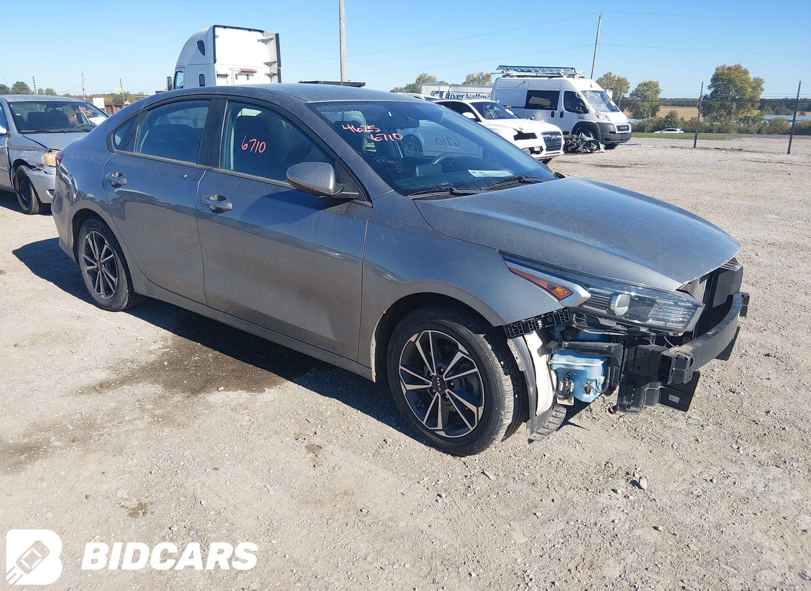 2022 KIA Forte, Lxs