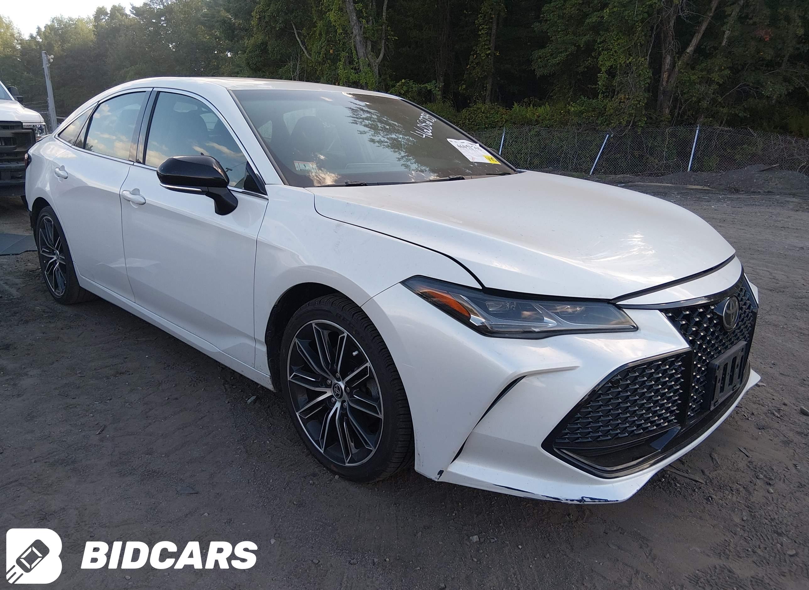 2022 Toyota Avalon, Touring