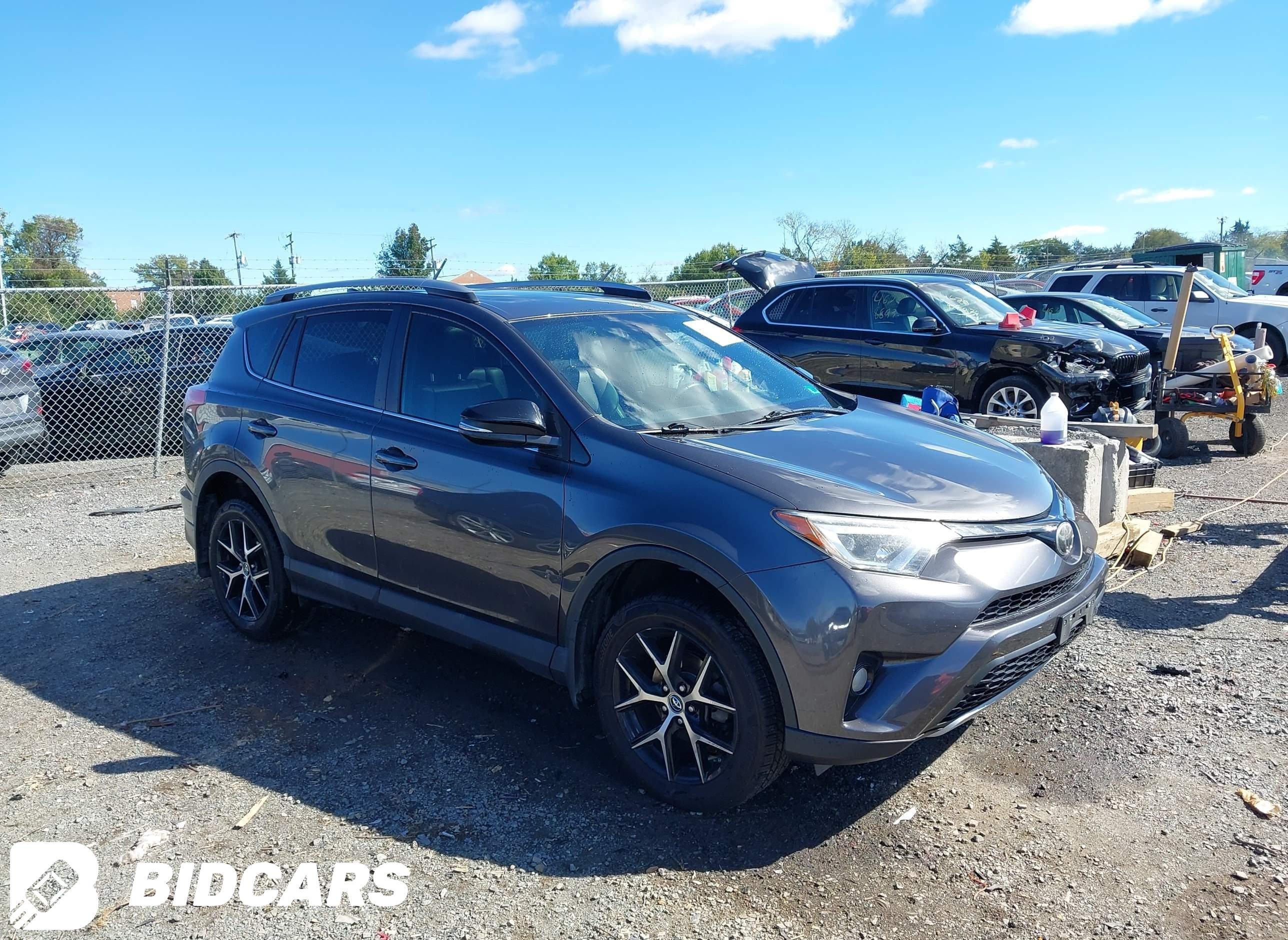 2017 Toyota RAV4, SE