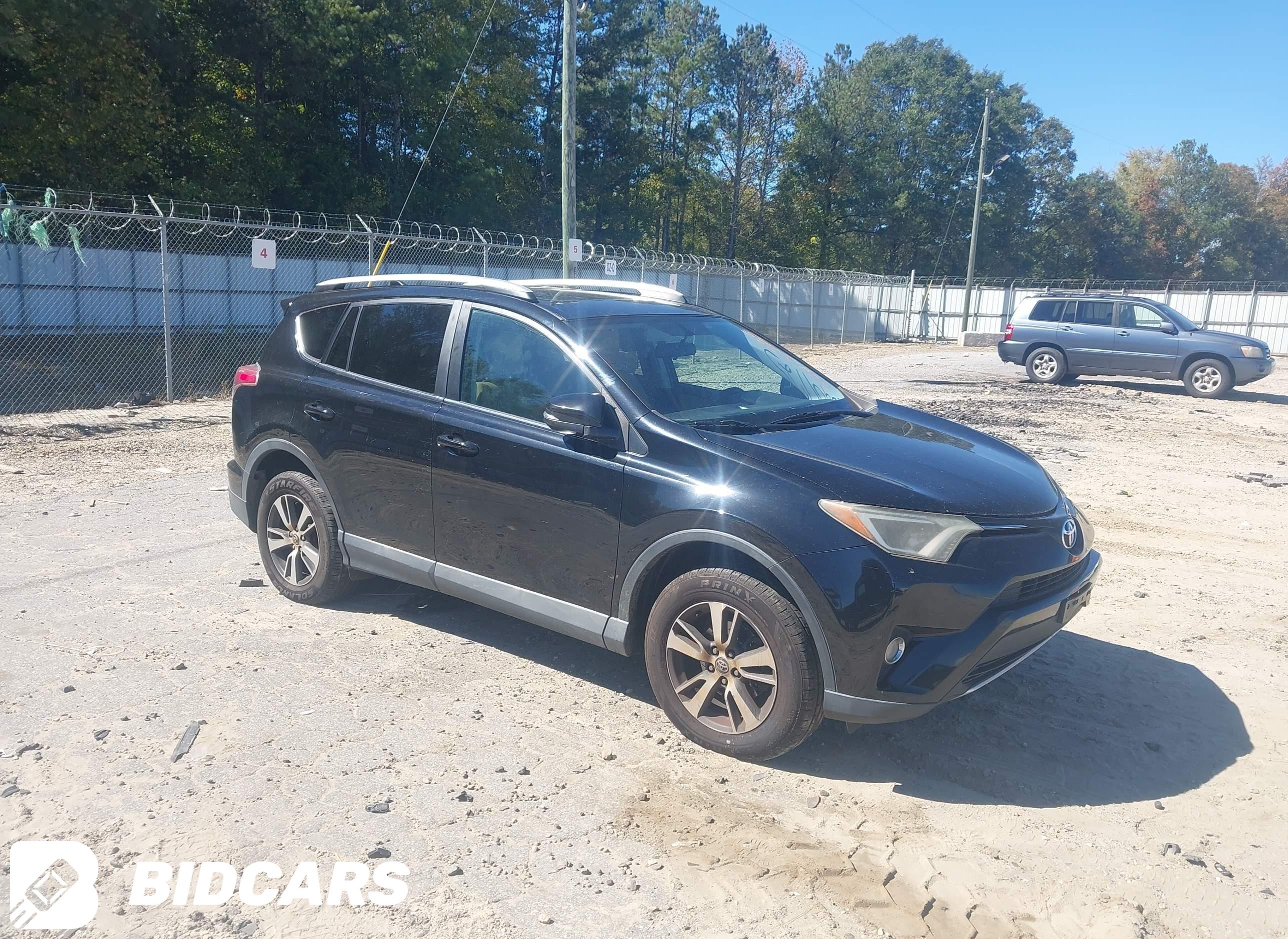 2016 Toyota RAV4, Xle