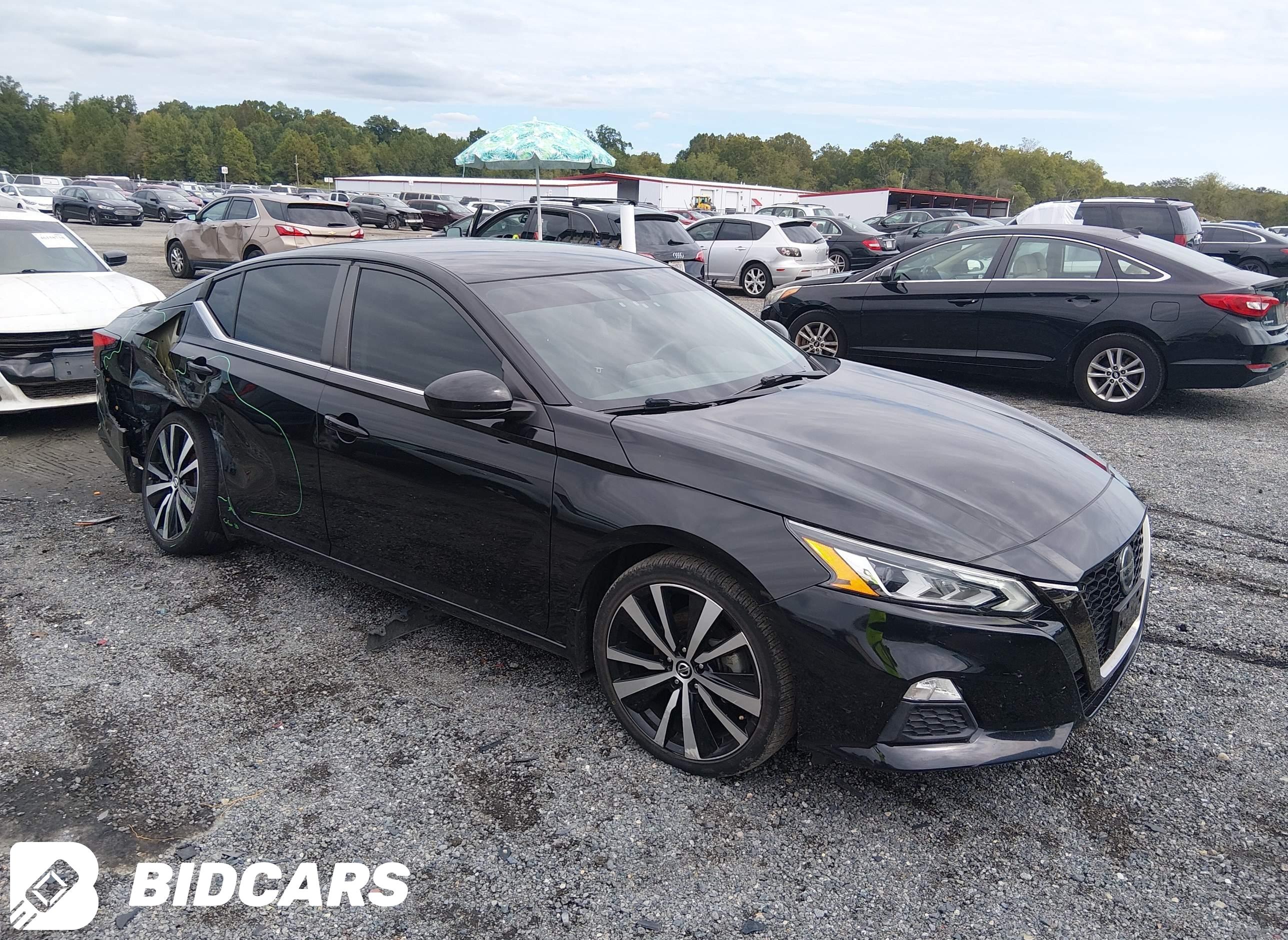 2021 Nissan Altima, 2.5 SR