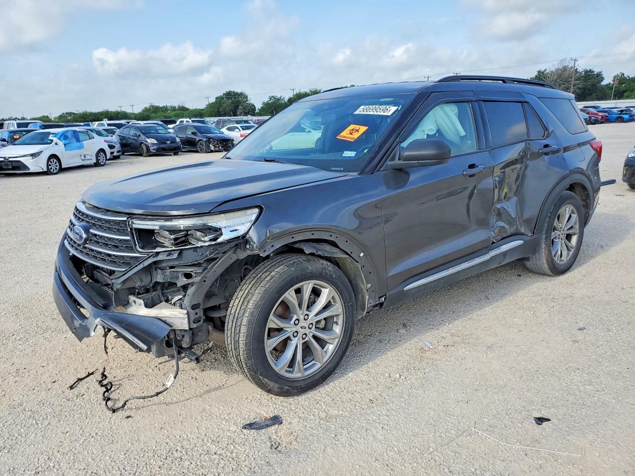 2020 Ford Explorer, Xlt