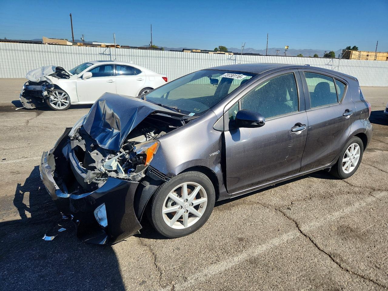 2016 Toyota Prius, Four